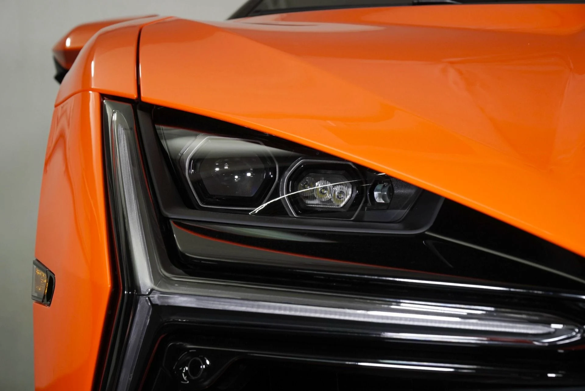 mph014_688636412_New_2026_Lamborghini_Revuelto_1772732462_b49726f376