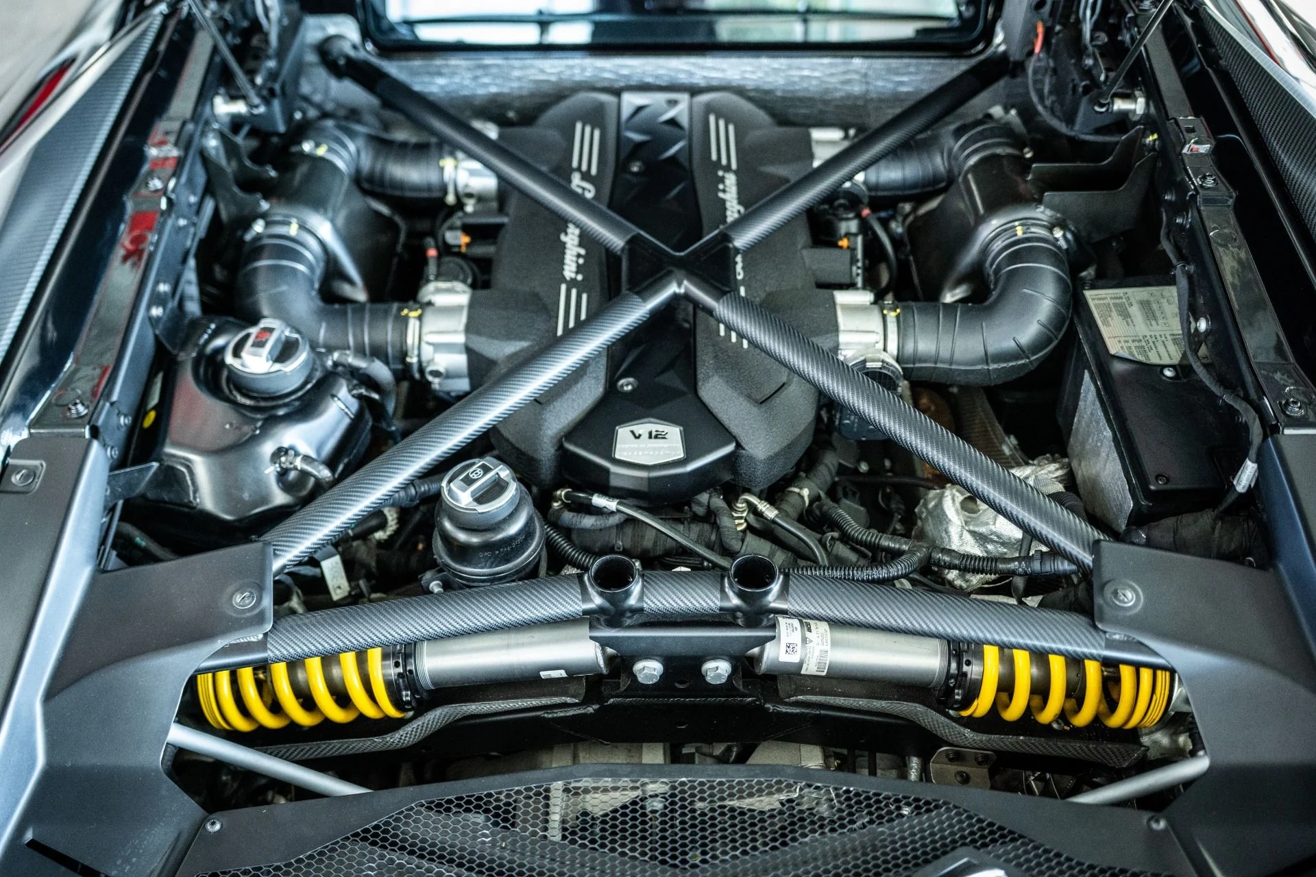 mph014_693685273_Used_2016_Lamborghini_Aventador_LP_750_4_SV_1769476659_5caf4efd47