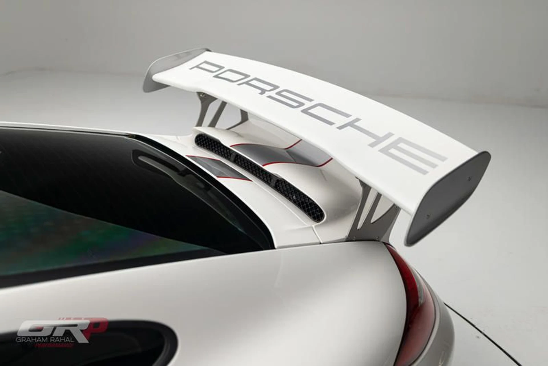 mph014_70195874_DEFC_1_D4_C_E0_A3_41_D9_9_D7_E_9_FB_38_CF_1_B03_C_437b92f083