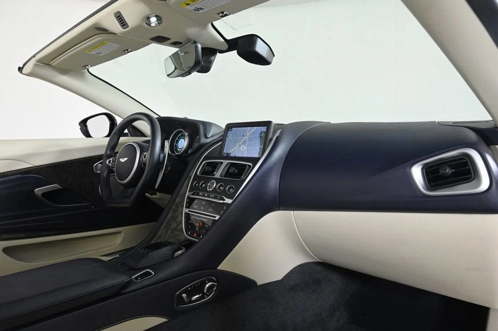 mph014_706477489_16a6013e95e44f7cb50abd16ff4e3d06_0085d43083