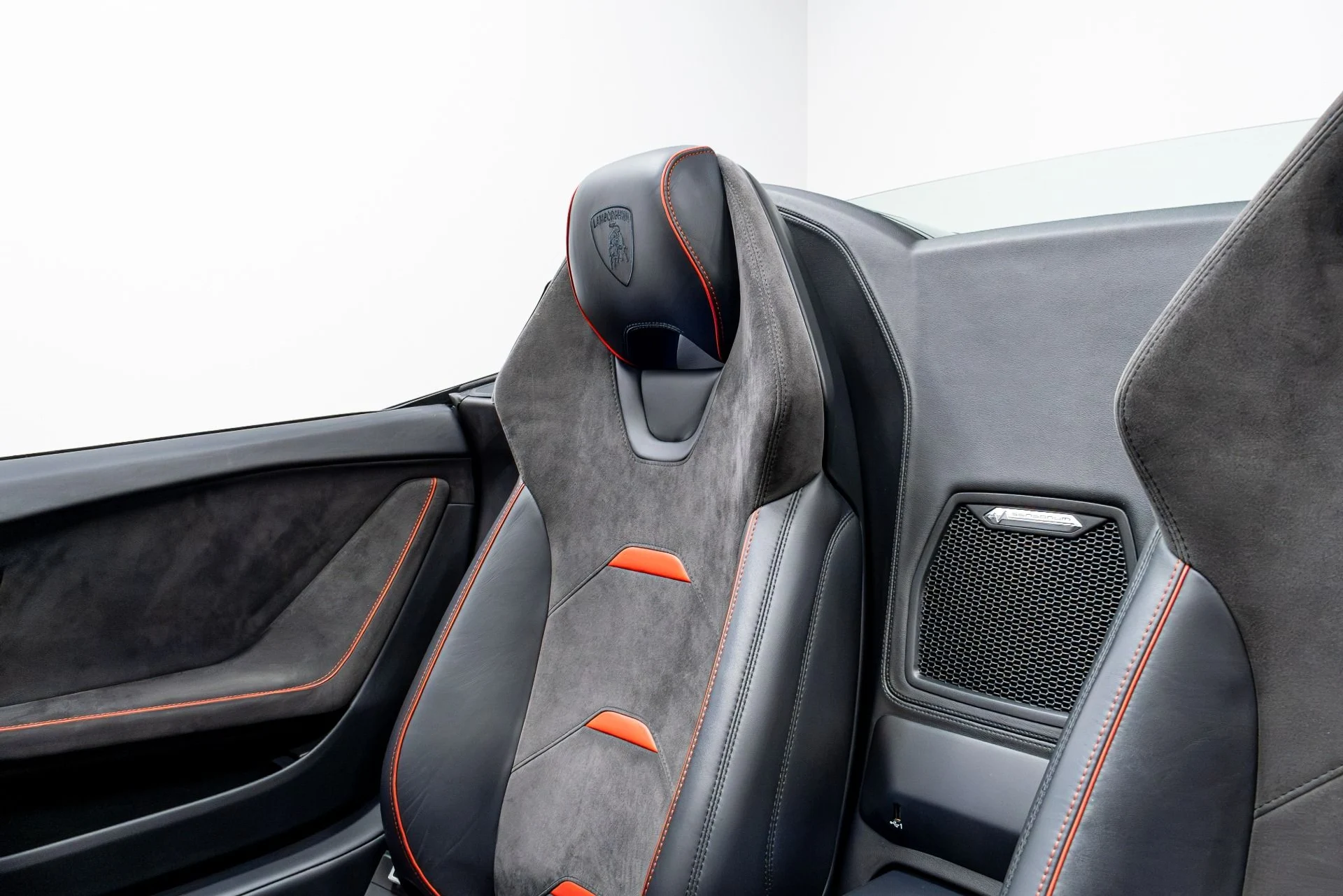 mph014_70862961_Used_2020_Lamborghini_Huracan_EVO_1774302334_259d9b2375