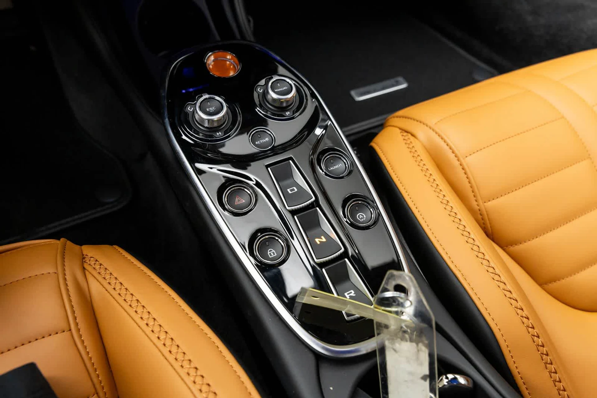 mph014_710315036_15_a1732da41a