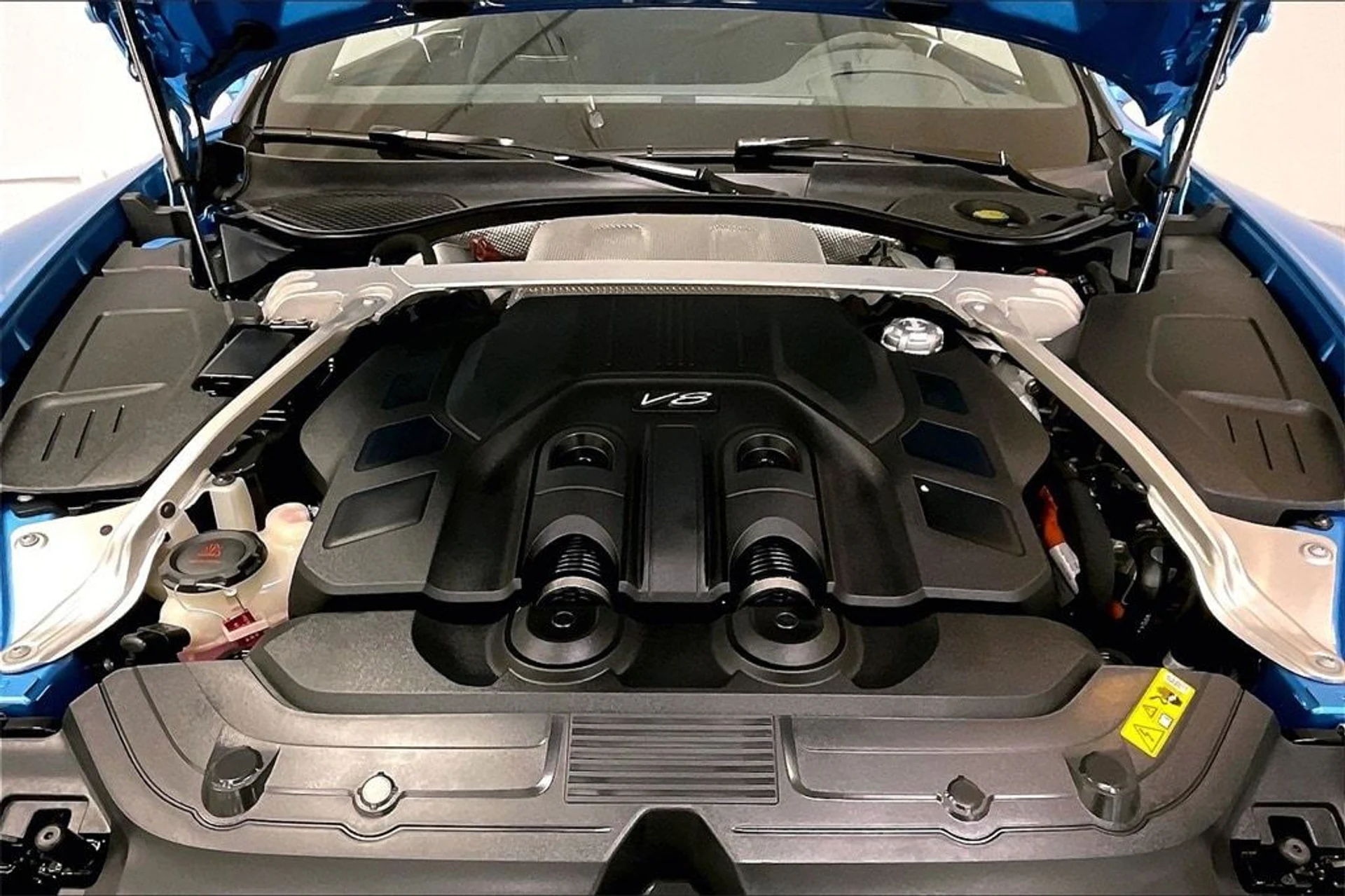 mph014_722744513_3c1c183385af1ab0d96d7aea231aa22fx_125fa9e160