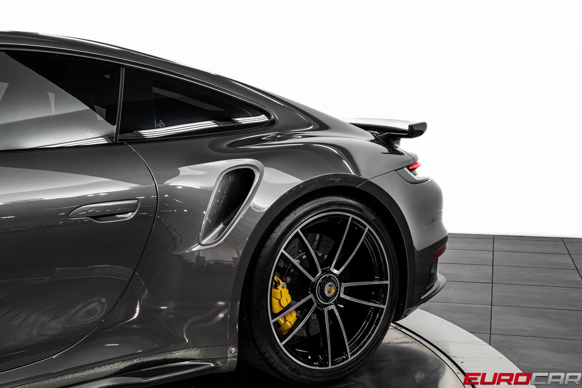 mph014_723175764_7991f630_7812_4d43_b08c_0453b8846a7e_61b1b72734