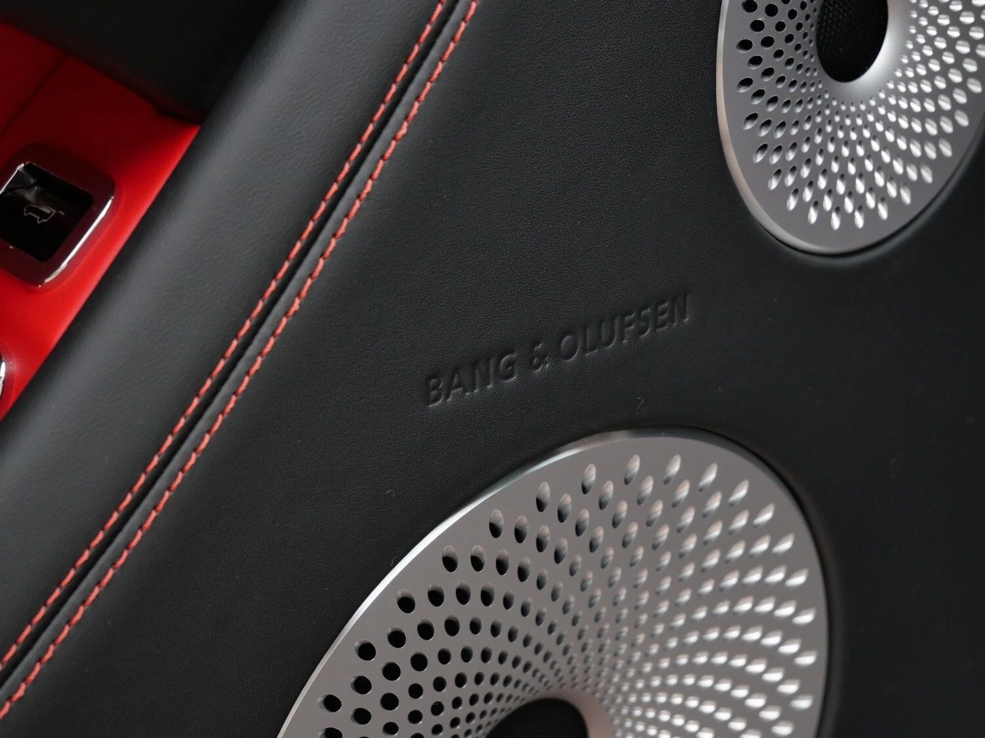 mph014_728324008_b07c19c8a4435aa818e5ff0bc8502756x_27fc25e1ec