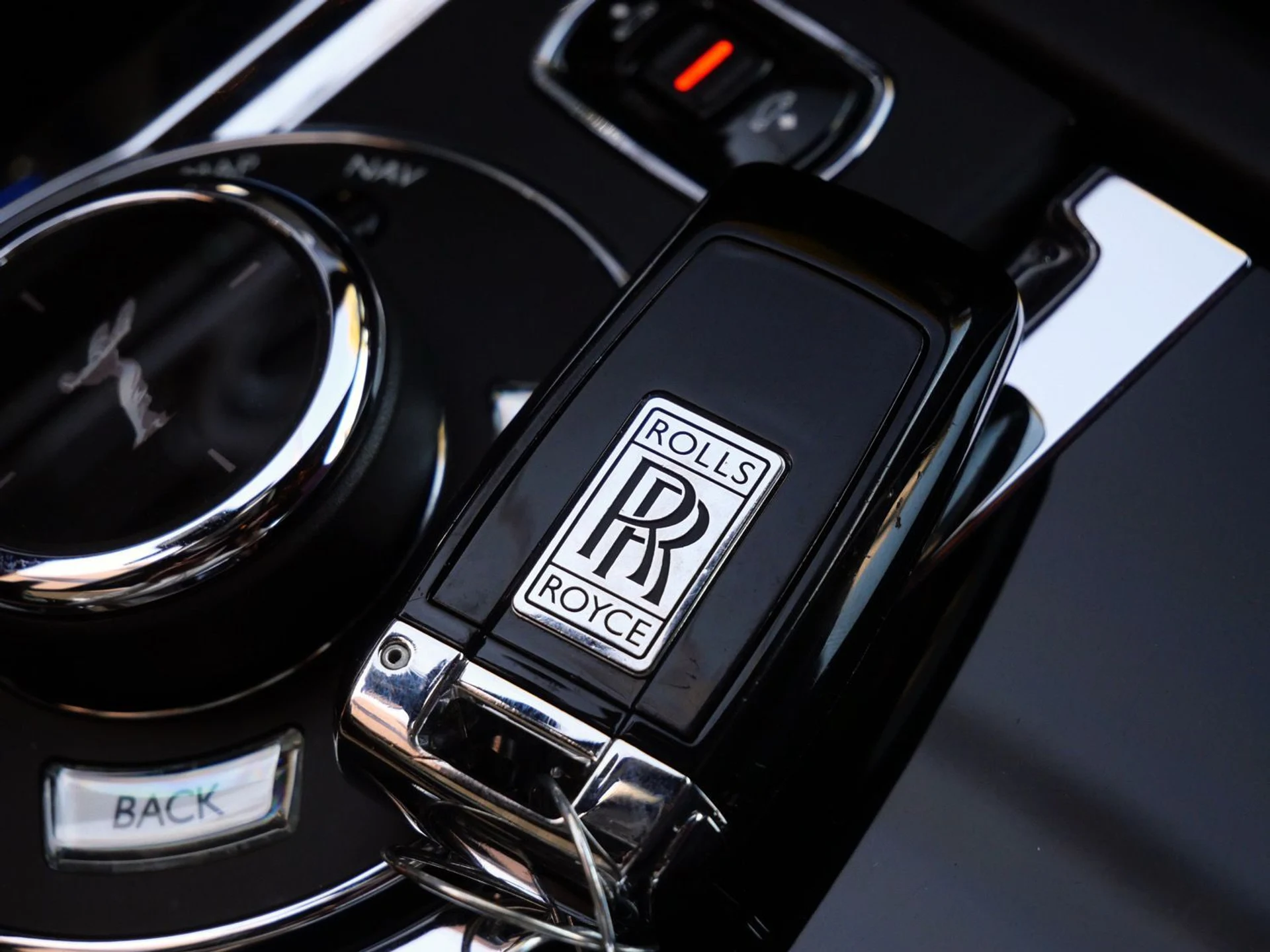 mph014_731331181_d4e78b4978c025748be506b586327291x_383d3eefff