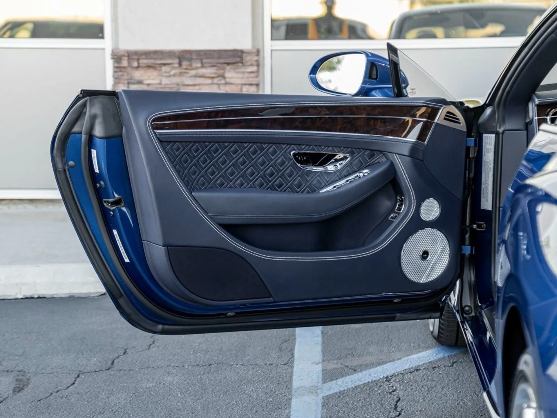 mph014_734257398_15_1067ad7adc