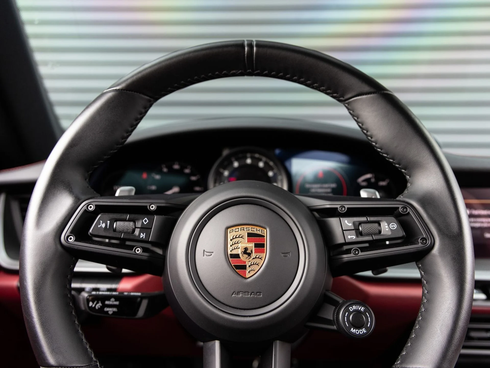 mph014_736069578_15_d6ca122598