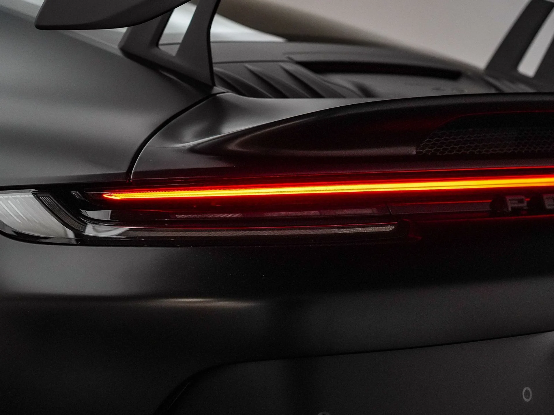 mph014_745935826_3322abb7f6780716ba291a3c44d7cb22x_6ccc802ca7