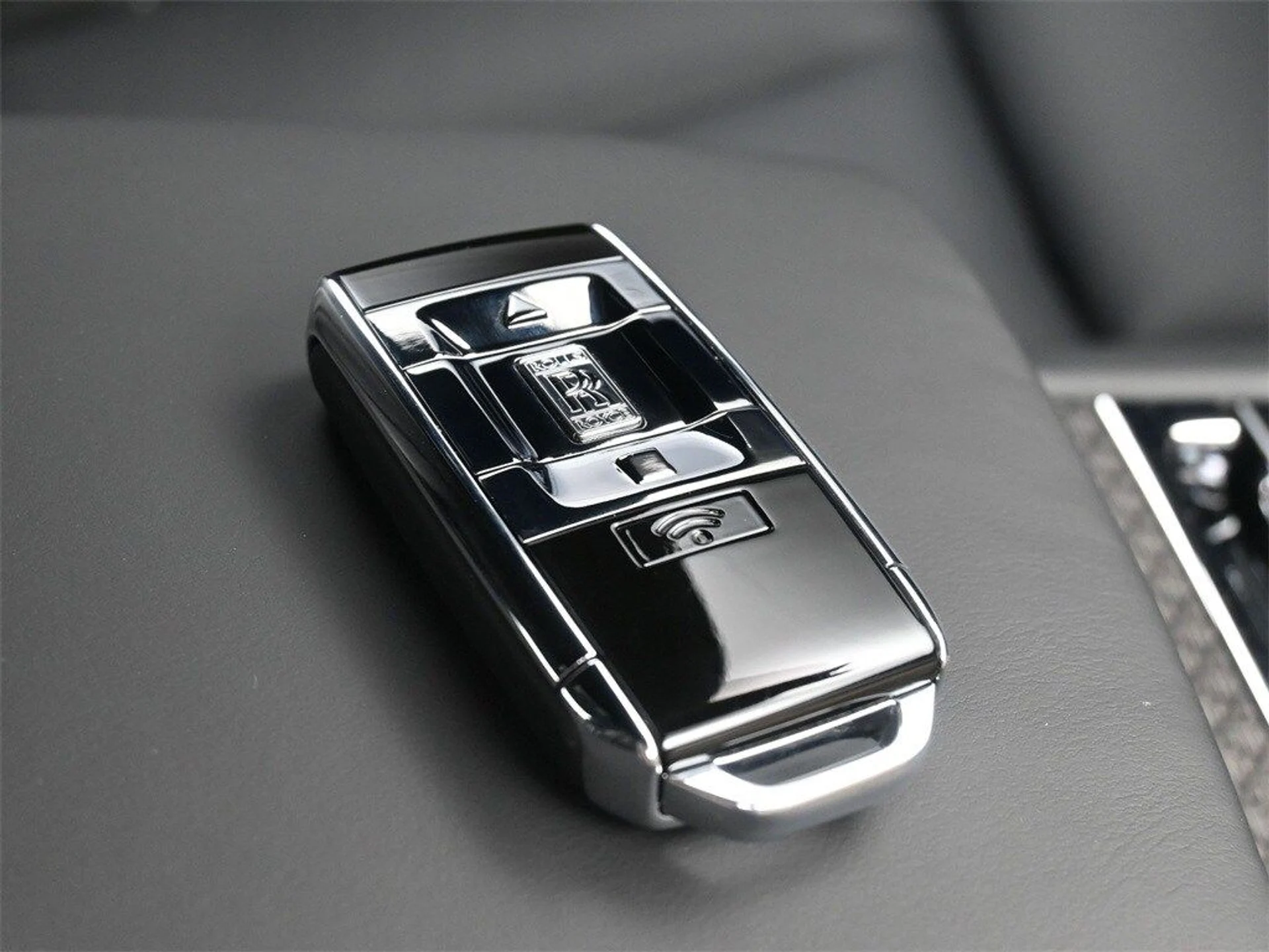 mph014_74868987_195deef74e7a4d5ab4e2e027ba0cab57x_9a67a83d3c