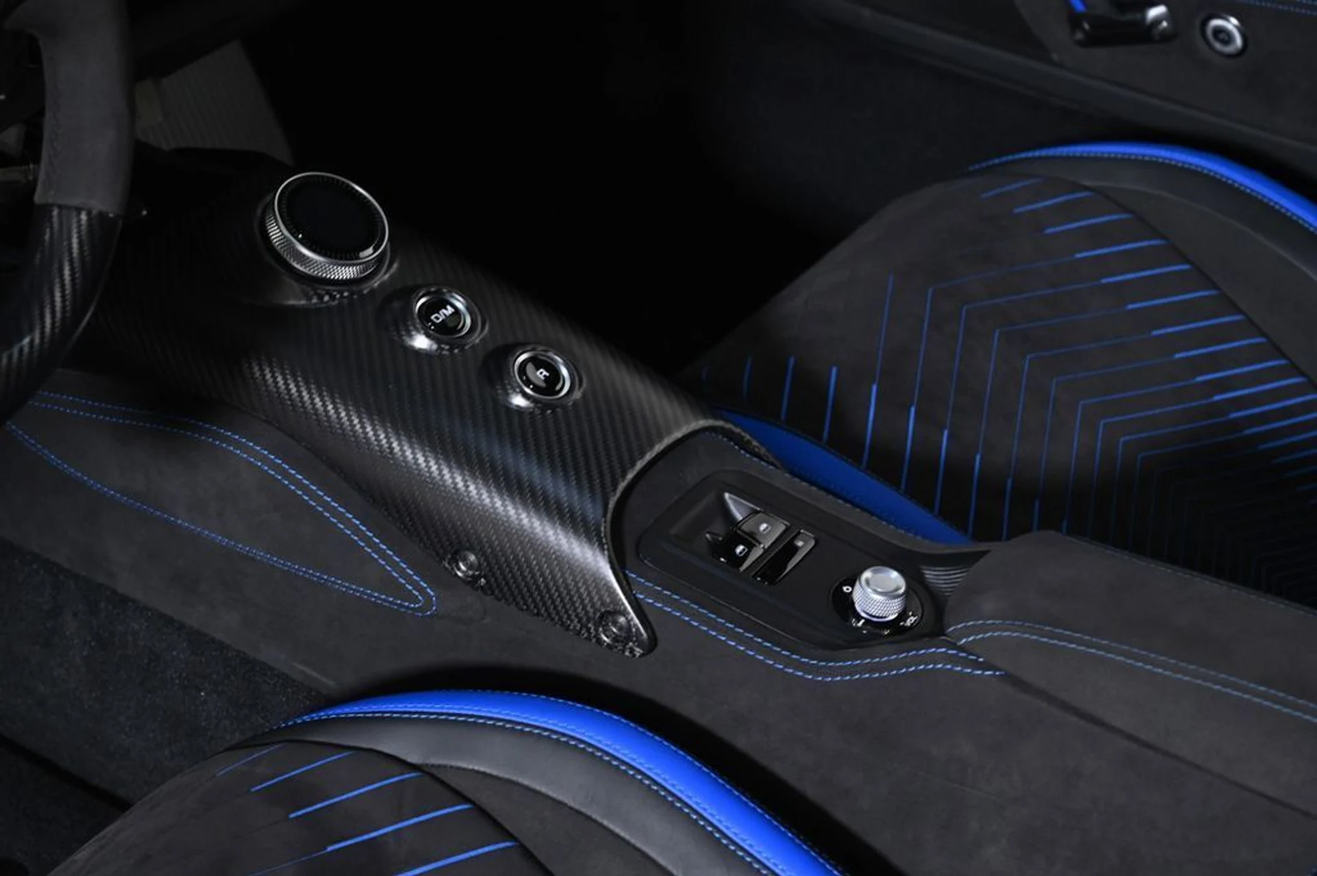 mph014_750779412_used_2023_maserati_mc20_base_11350_22928498_14_1024_36e5eaedb3