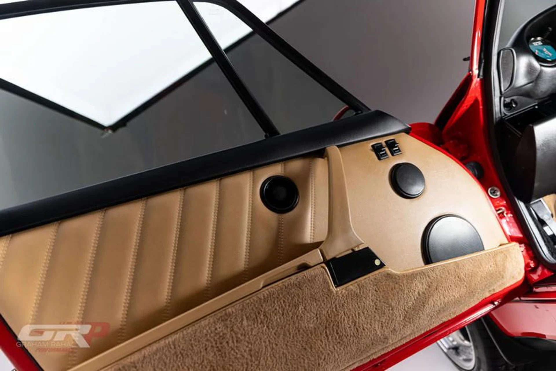 mph014_75356640_194580_B5_6539_40_E4_BD_34_B446_F6755_BA_5_41053b499b