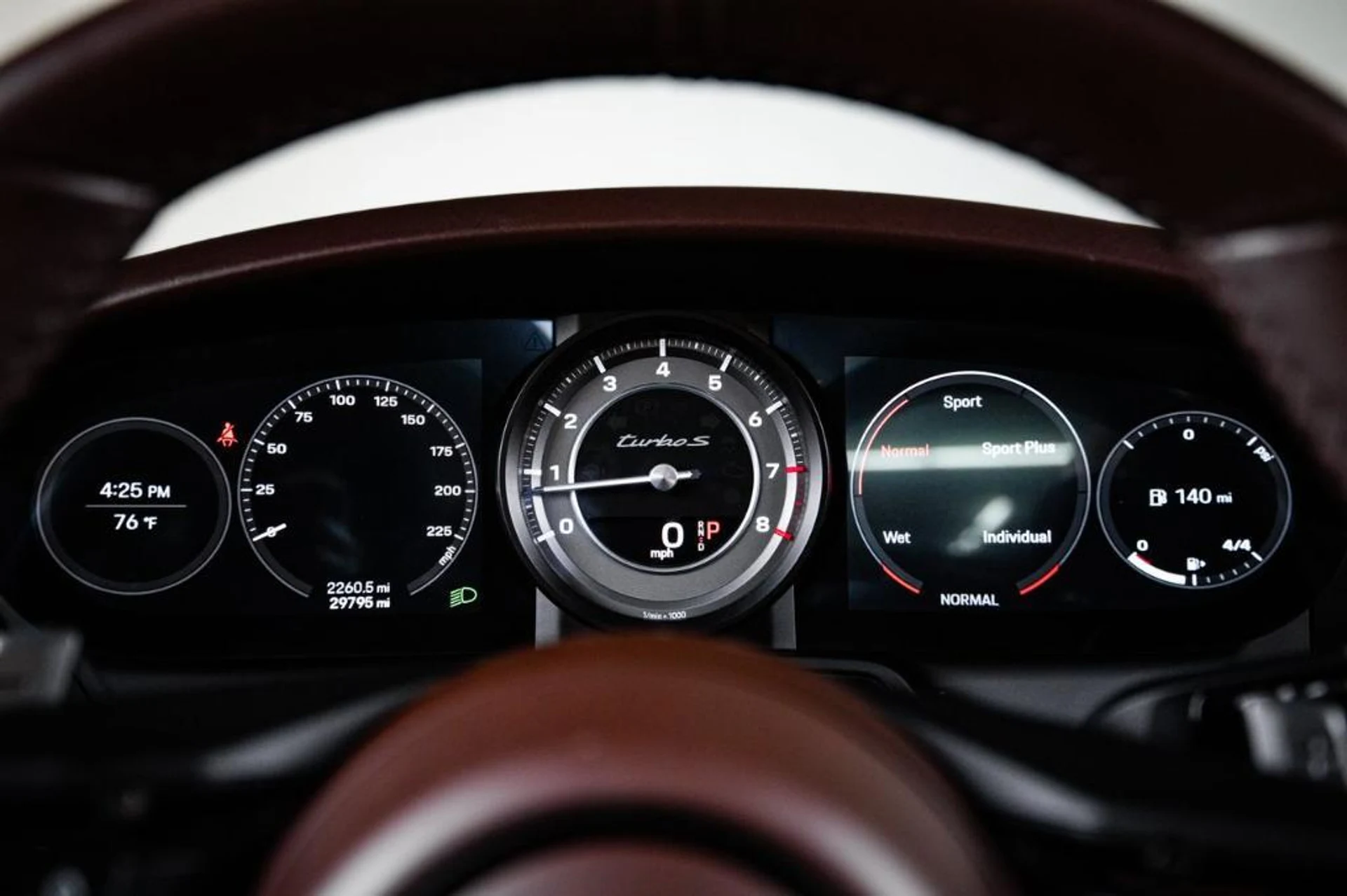 mph014_756645106_Ea_ER_Hn_TXM_Kyw_ZUUX_Ai_X3a_I7tu5_U_1ac0af2a72