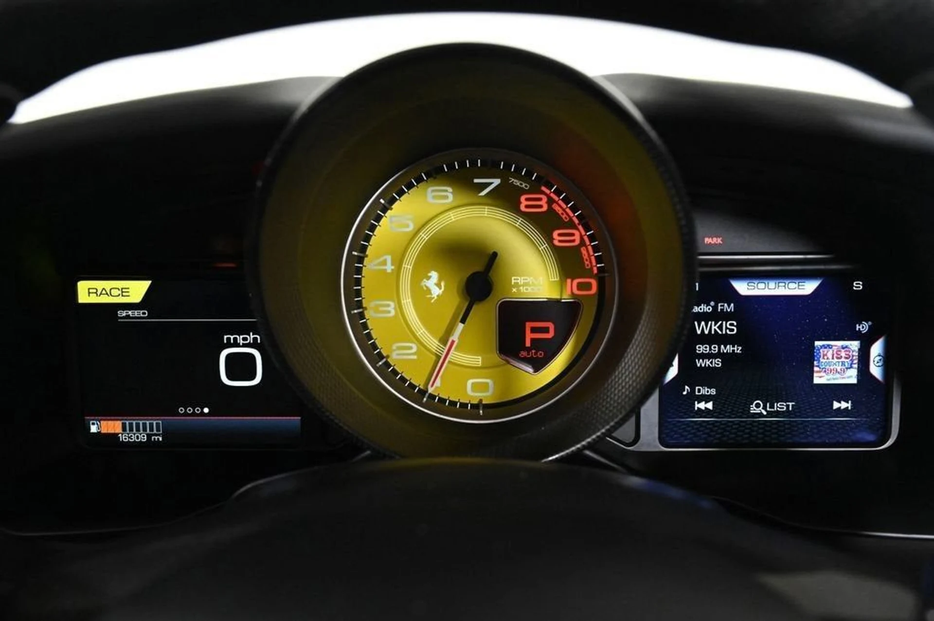 mph014_75910803_dc43ad01c16849c094050ea66796de9a_43d71e077a