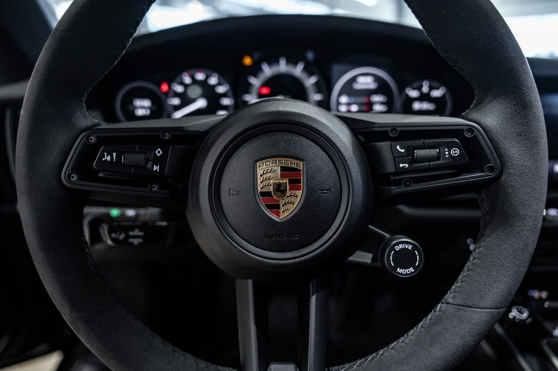 mph014_761571343_u_A_0a8d6af284