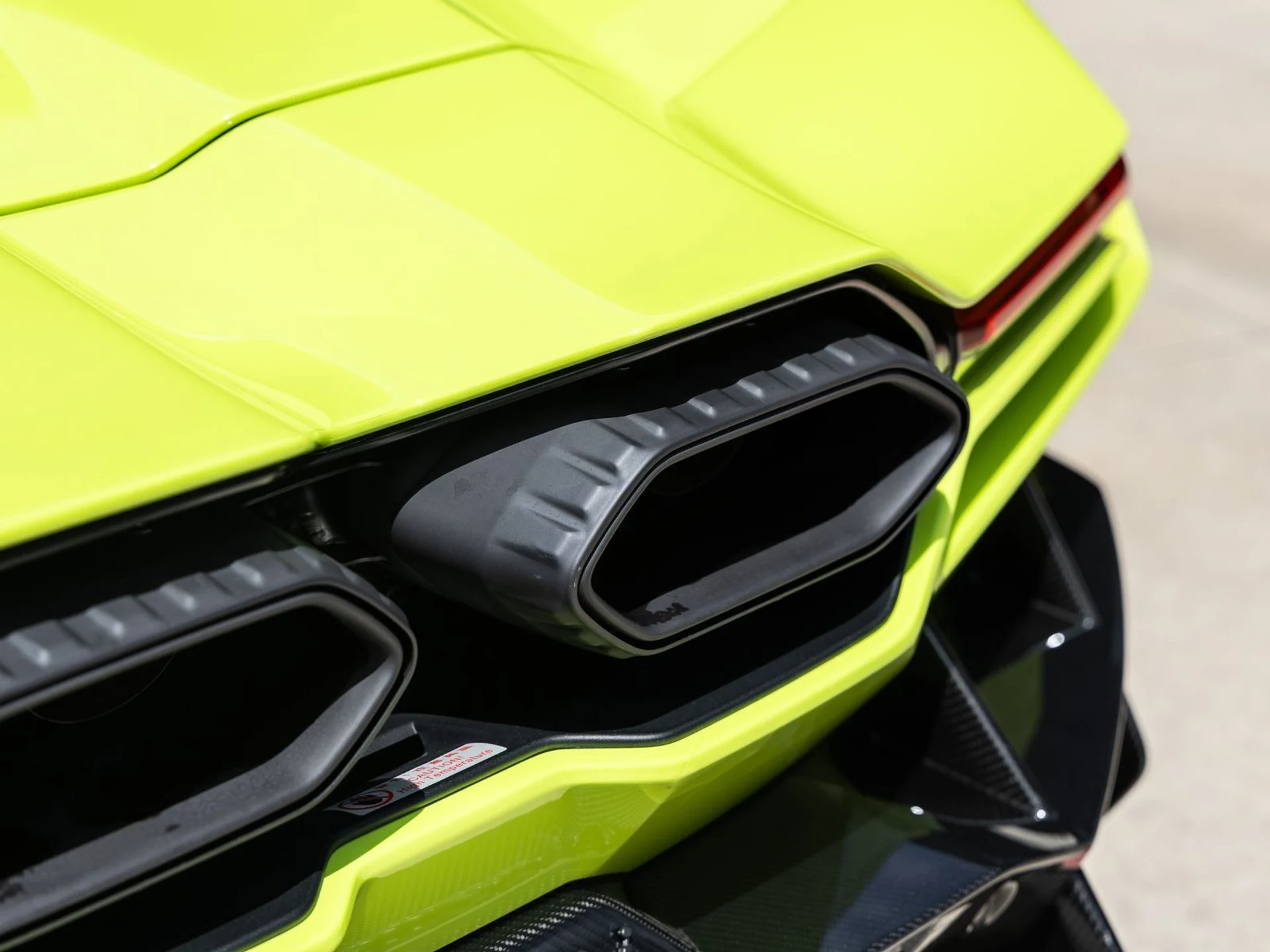 mph014_762785003_15_759c3d52f1