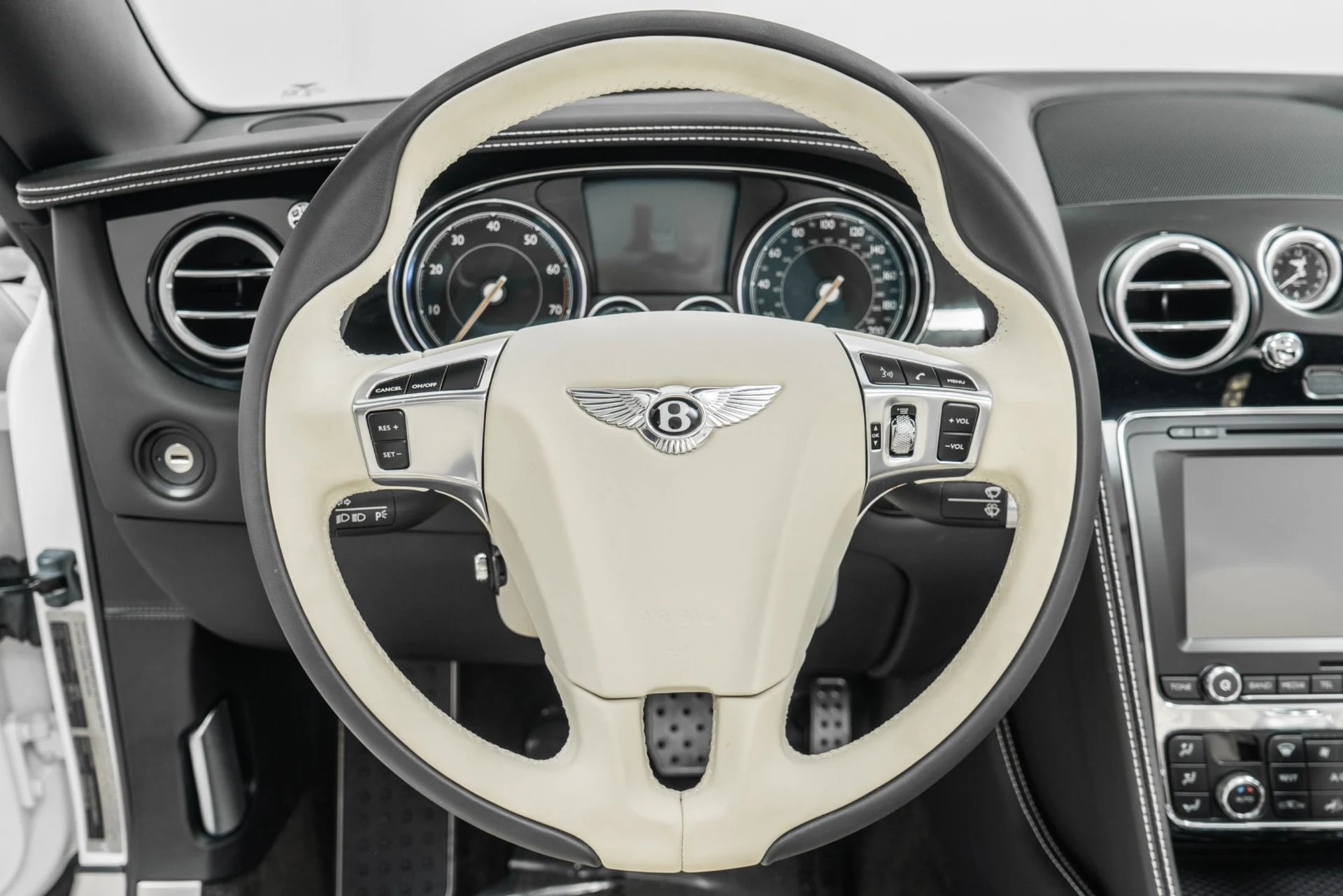 mph014_764589618_Used_2016_Bentley_Continental_GT_V8_S_Convertible_1772484985_8cd0ba95f2