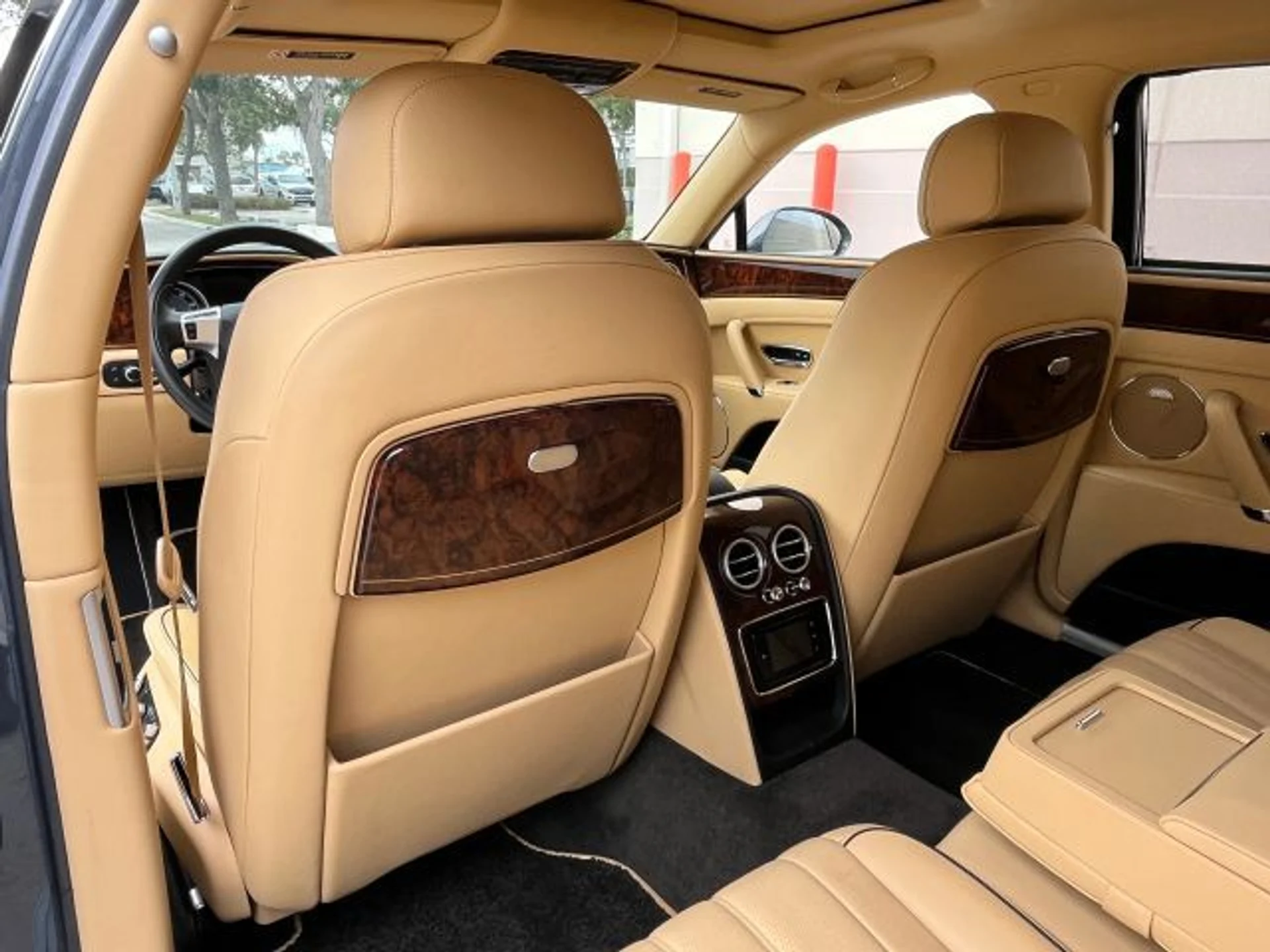 mph014_764645987_202511_5ebdc067c9d2407db3e3f3ca045e2a6c_6f8e726321