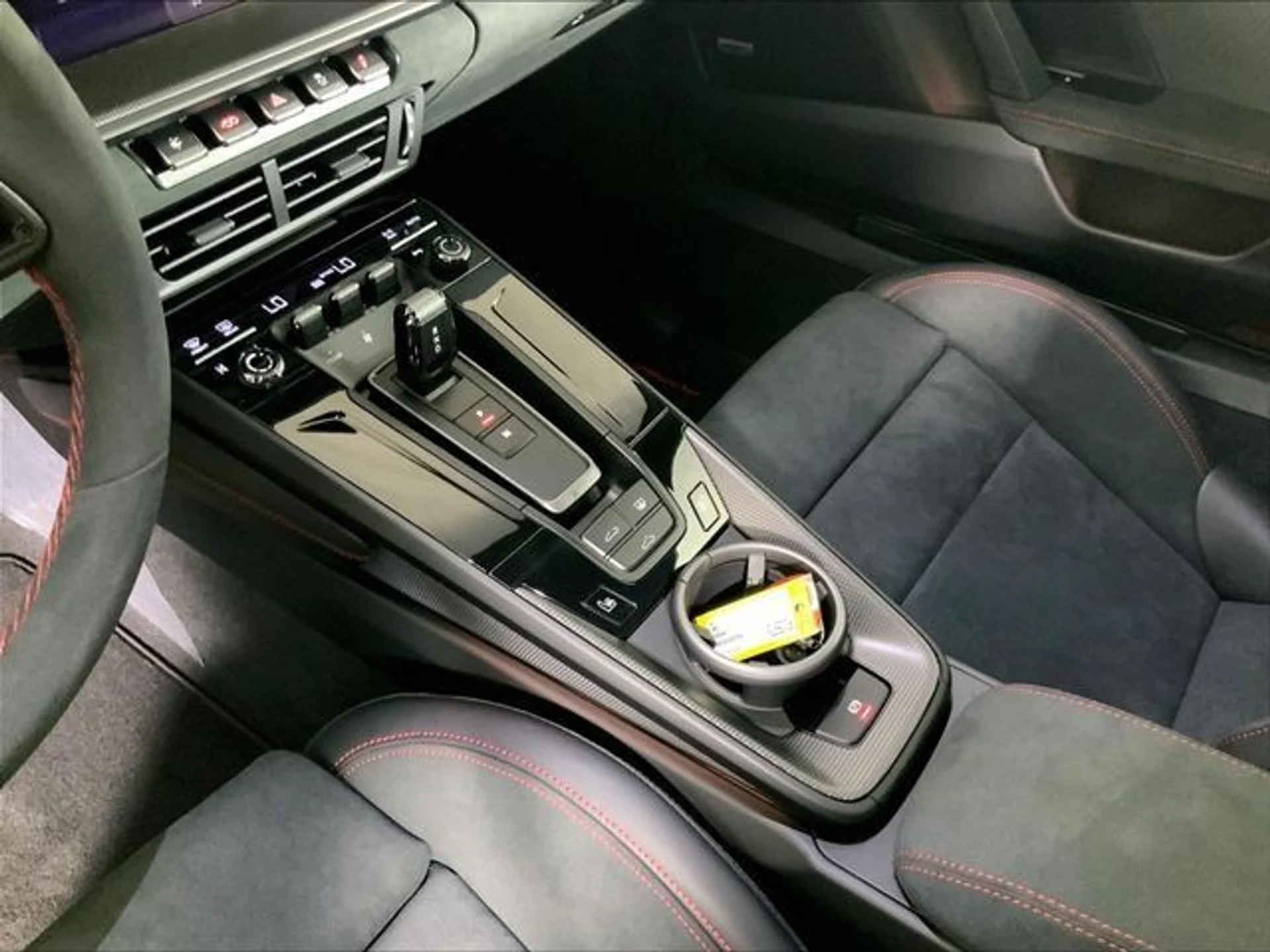 mph014_768132115_2614d982dd8174ca5653928c04a8dc08_604ac95815