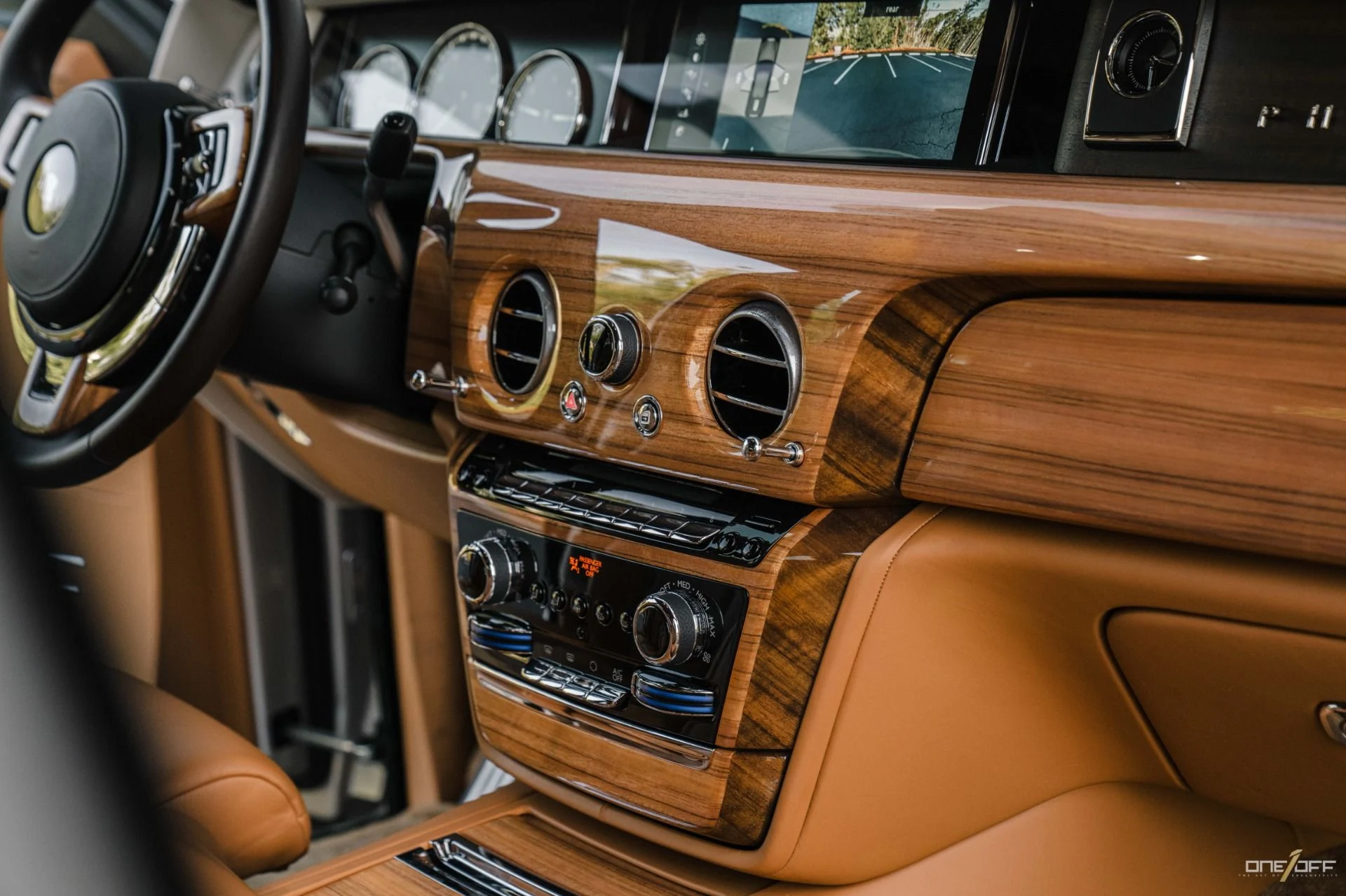 mph014_77631542_Used_2019_Rolls_Royce_Phantom_FULL_MANSORY_BUILD_525600_MSRP_White_Sands_Paint_w_Starlight_Warranty_1753731338_055e12df3d
