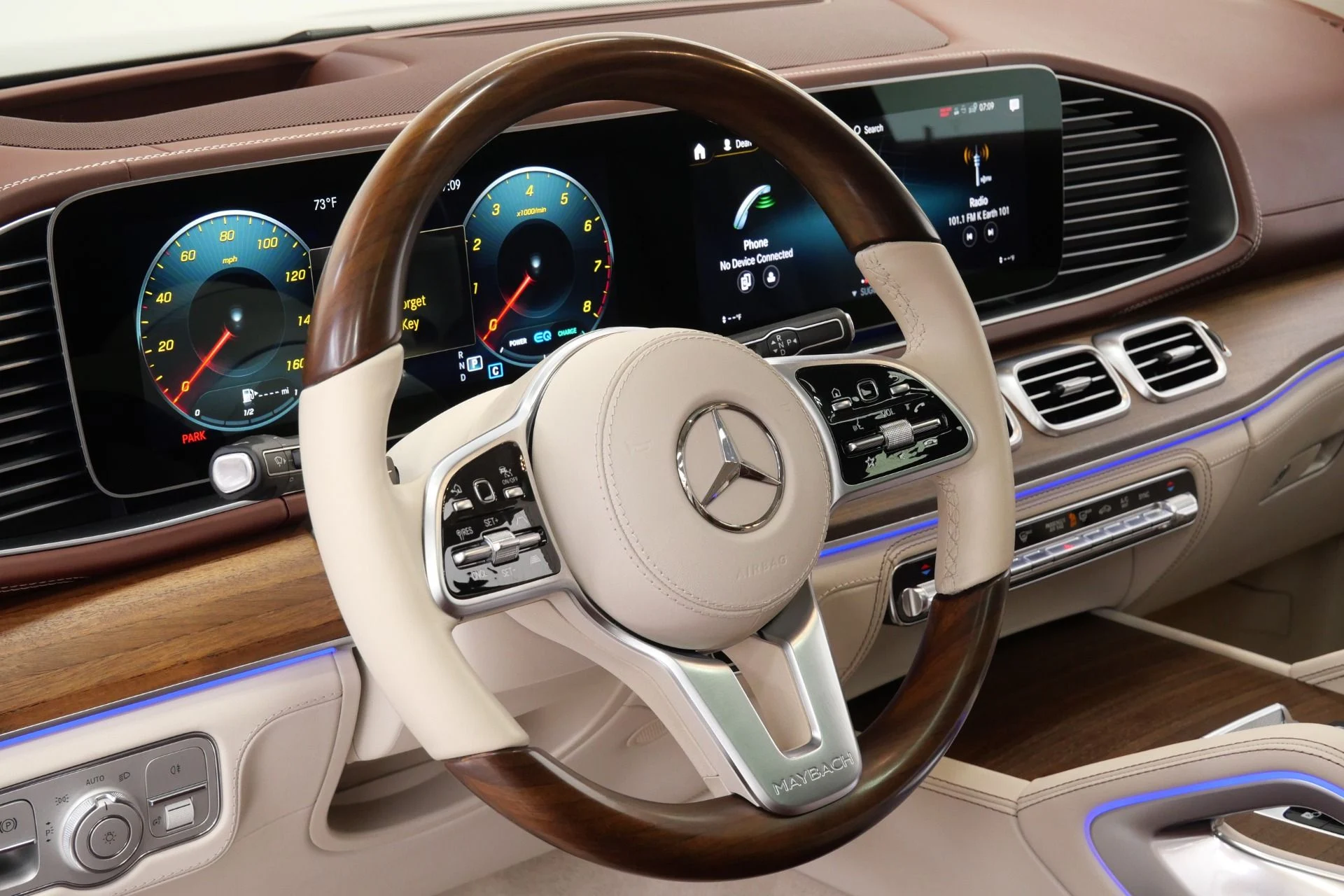 mph014_780195753_Used_2022_Mercedes_Benz_Maybach_GLS_600_4_MATIC_Beautiful_Colors_Four_Seat_Configuration_Walnut_Trim_1776795080_bea5118855