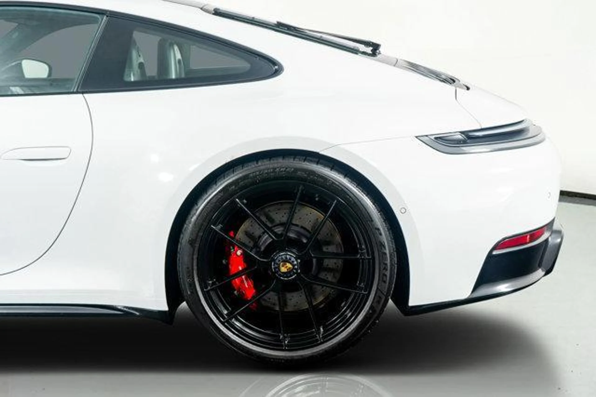 mph014_780727250_PKQ_4f_Ng_Cqq1_Ib5_Rhwul4_SX_1_XFQ_4229fd8ecc