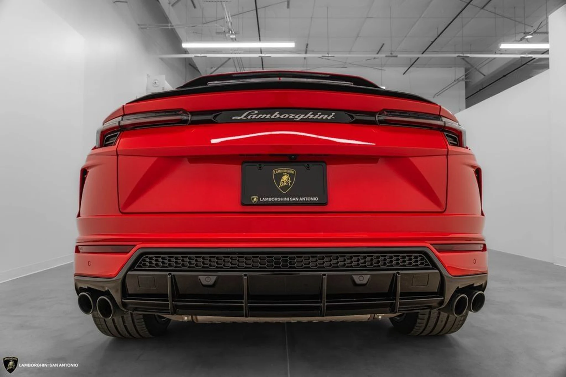 mph014_781453565_cba666ab857d5d86e15ff3622507de28x_1af601300f