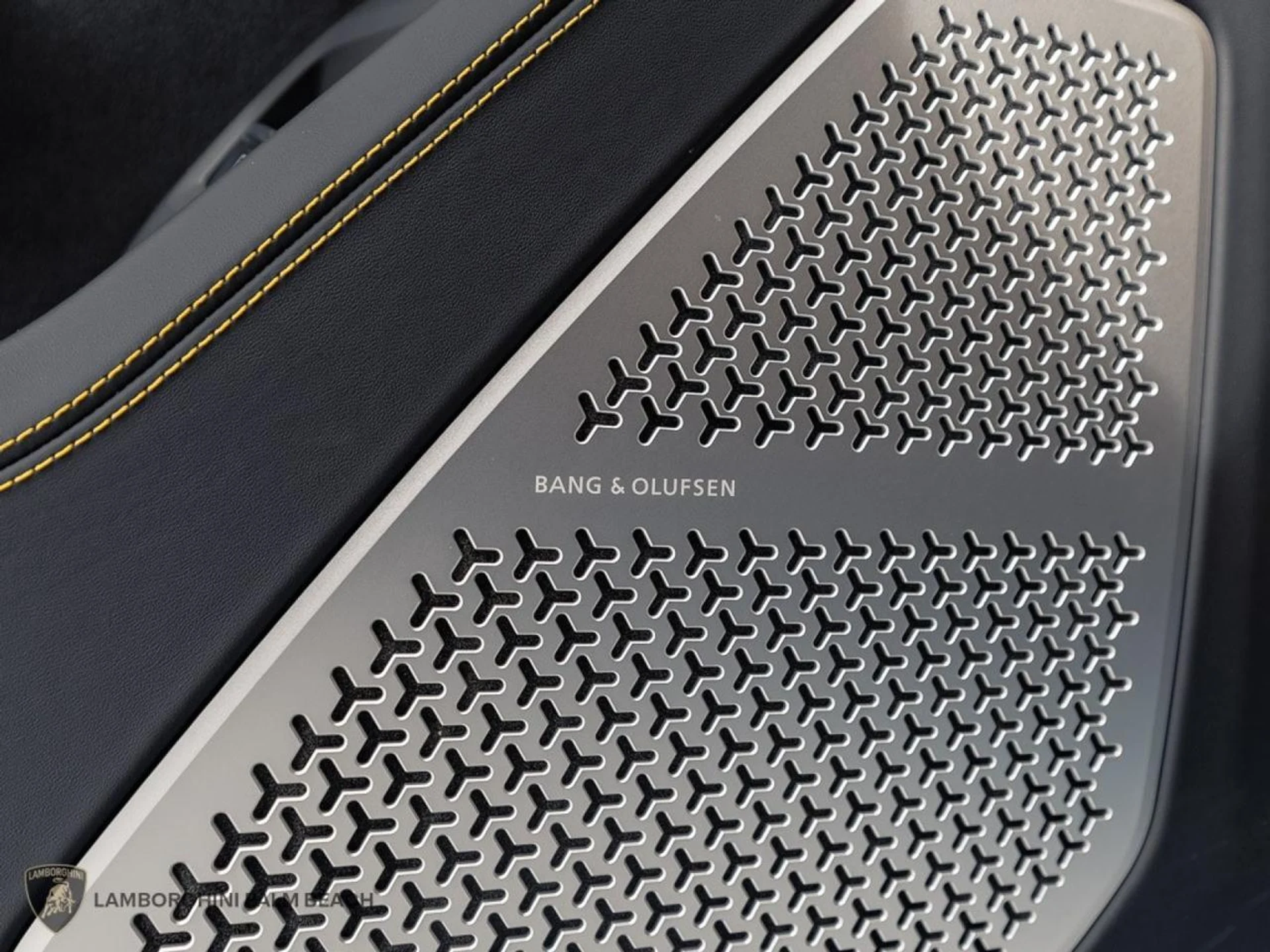 mph014_794371992_813c4acea9f2a9e12ecae37067120252_2cea756396