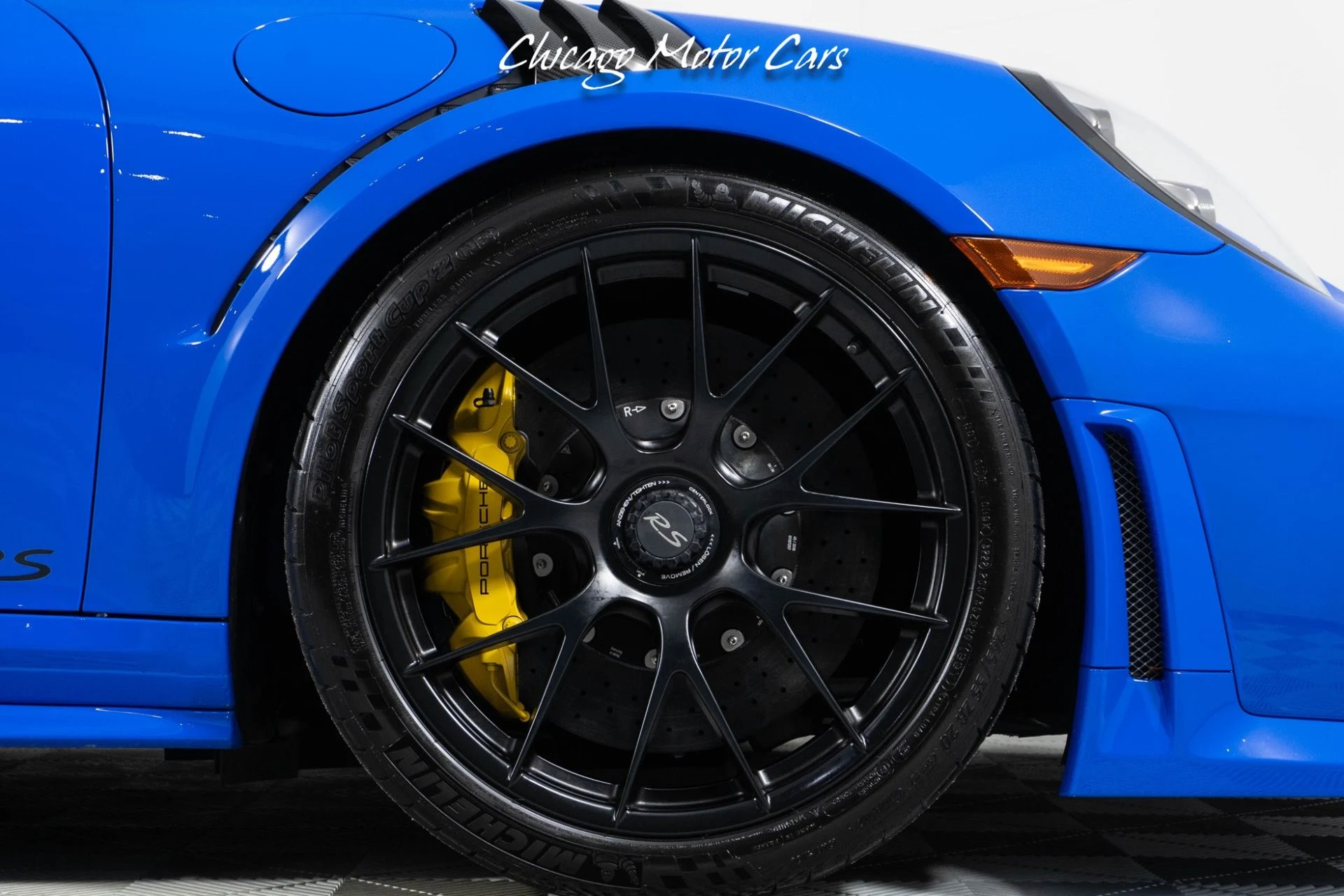 mph014_797094661_13481_p15_l_c425ce27b5