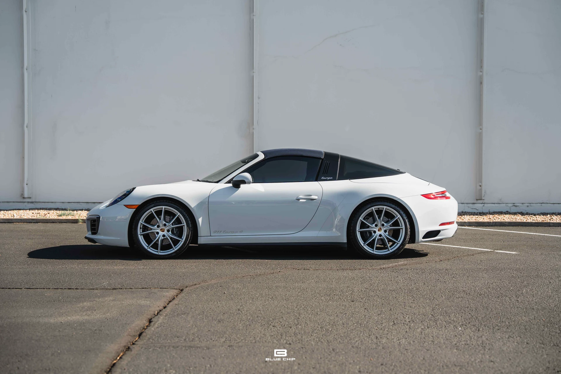 mph014_801260244_6a30826b6242c42afb83ec20_2019_Porsche_911_15_c7b81c97bf