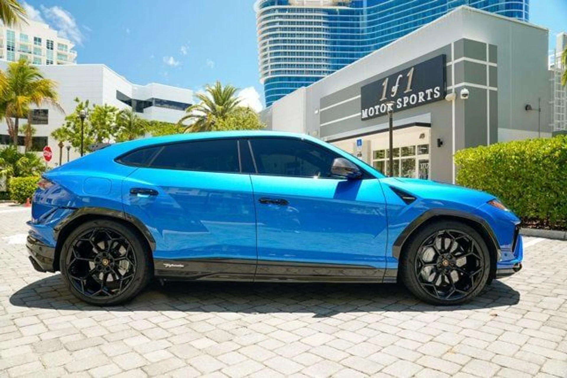 mph014_809828078_used_2024_lamborghini_urus_performanteawd_14354_22887761_15_640_299c6f55eb
