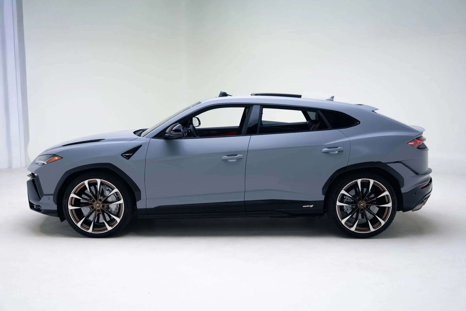 mph014_815388413_Used_2024_Lamborghini_Urus_S_1768413804_c08817b881