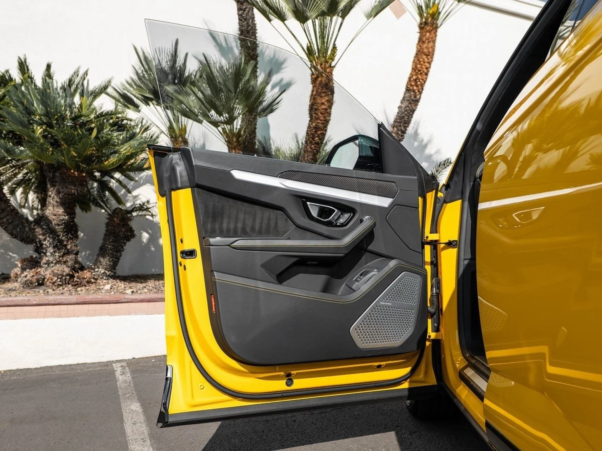 mph014_815740585_6935d45b897e298d83ac1d6c49ba935cx_d10fc86ad1