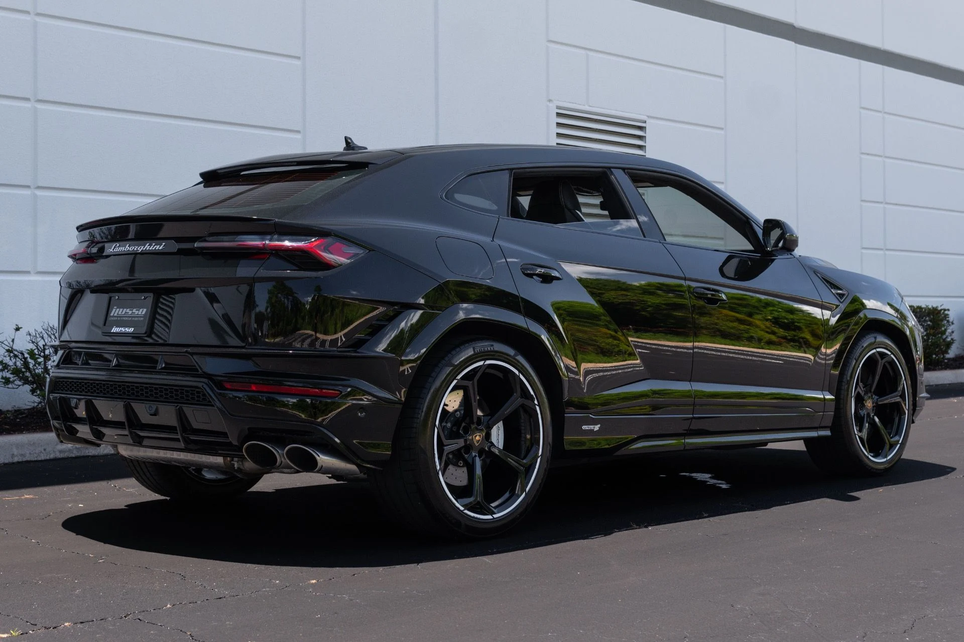 mph014_815966704_Used_2023_Lamborghini_Urus_S_1780940773_fe0cd298c2