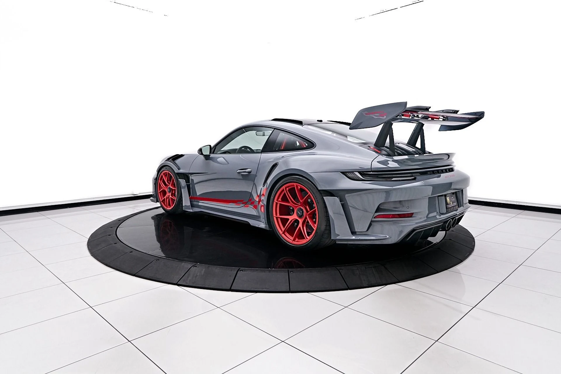 mph014_820365229_Used_2024_Porsche_911_GT_3_RS_1740721755_55b56bfbbb