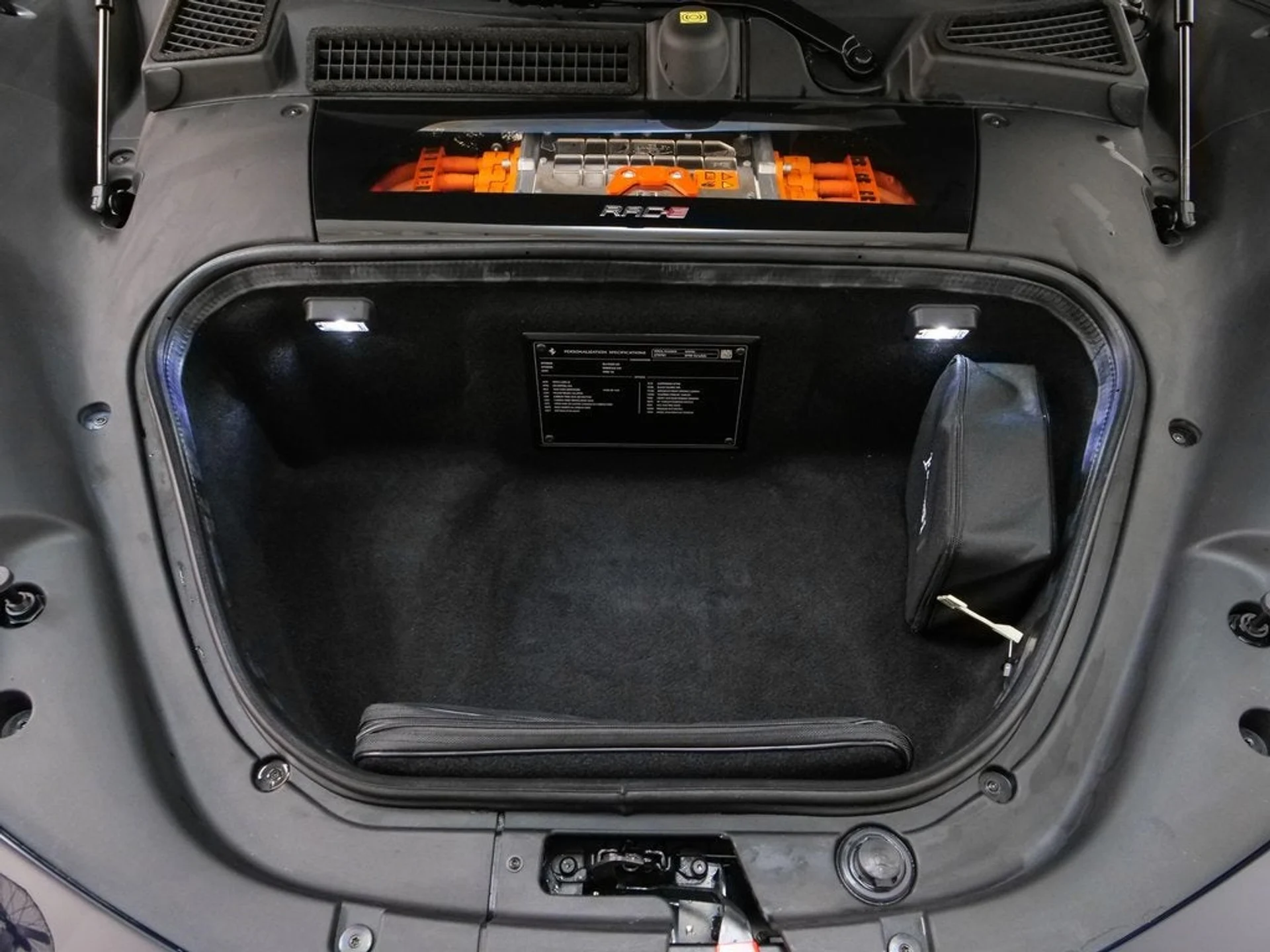 mph014_820597554_15_ec09600098