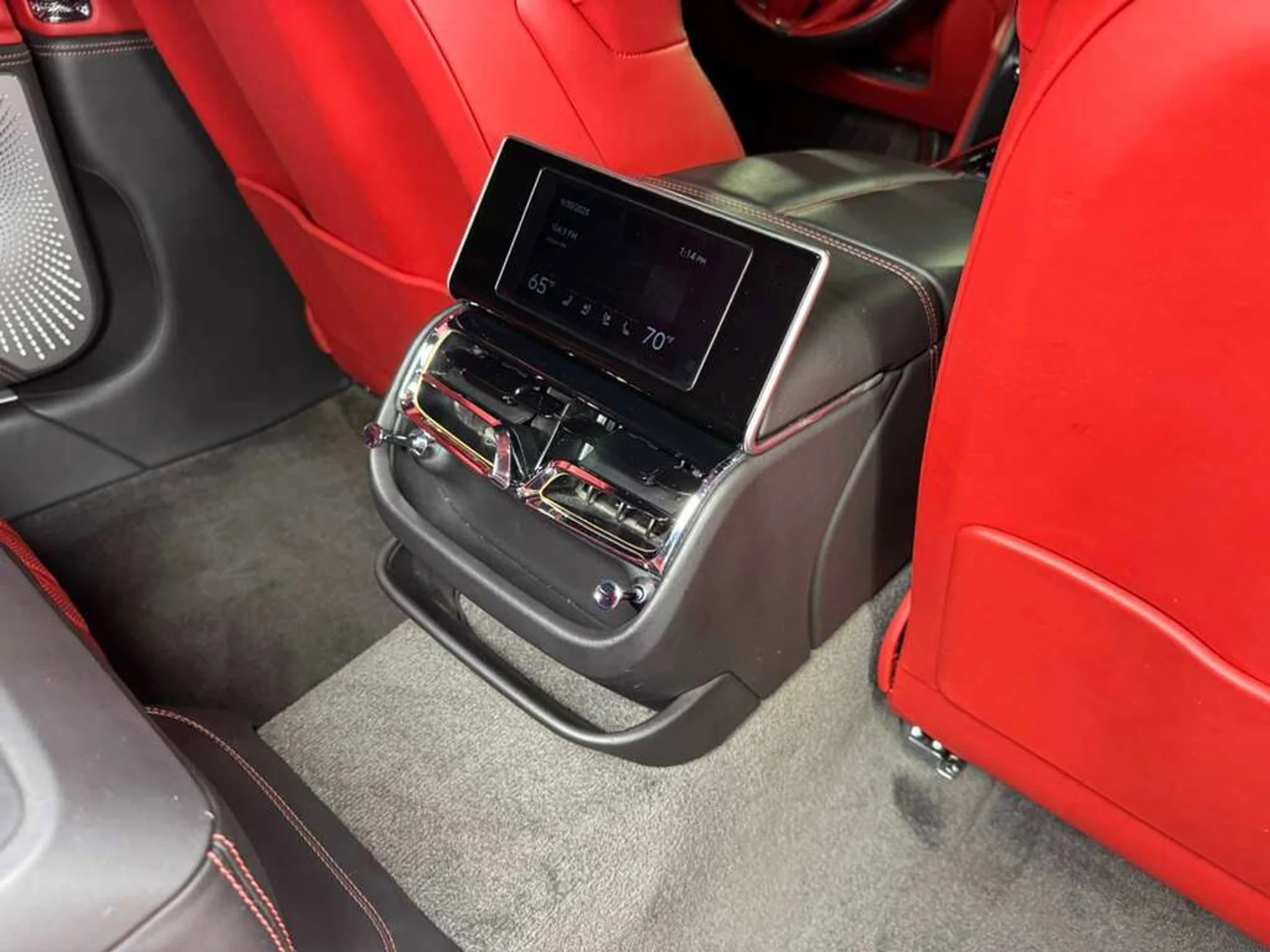 mph014_82064794_c6b18f810bf1cf1b257b3df72f2606d9_b089e5bba9