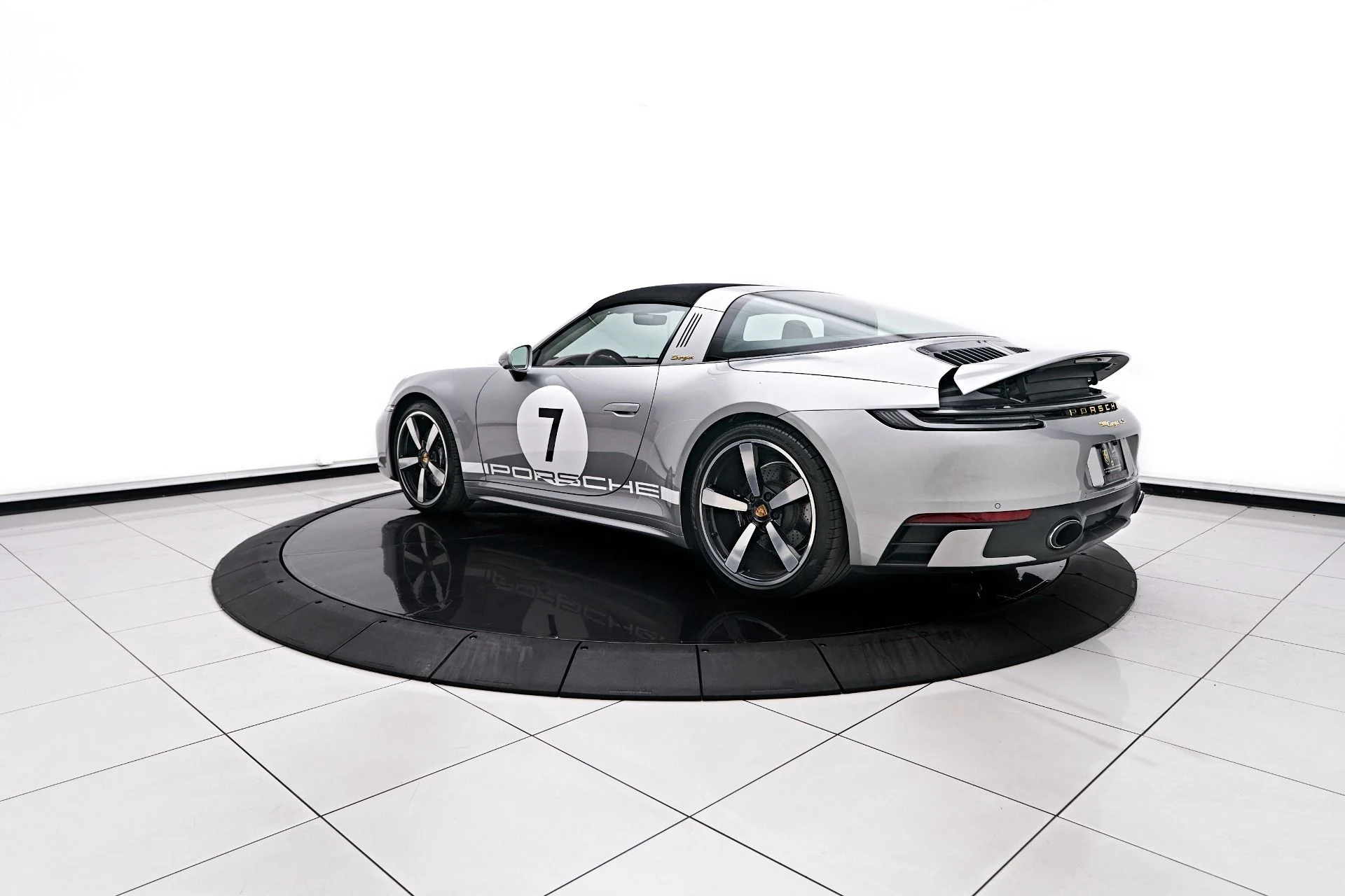 mph014_824168920_Used_2021_Porsche_911_Targa_4_S_1757037618_b0b5a3411d