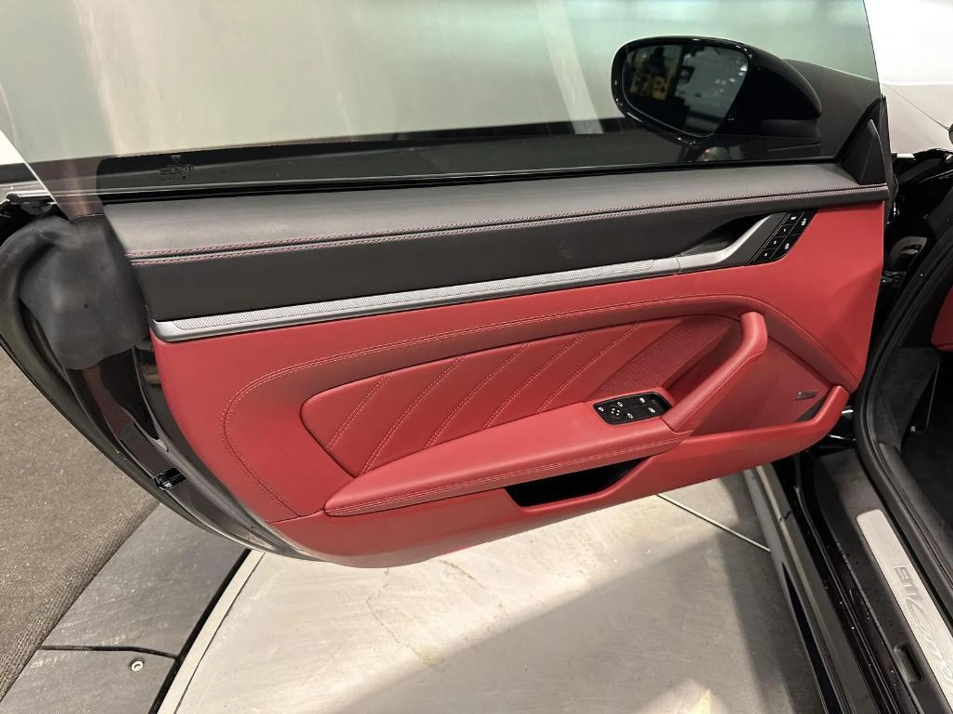 mph014_824397488_qtno4_M_Io_Pd_VO_Yt_Eb4a5p_QH_9_F7_Ps_6c518f7df0