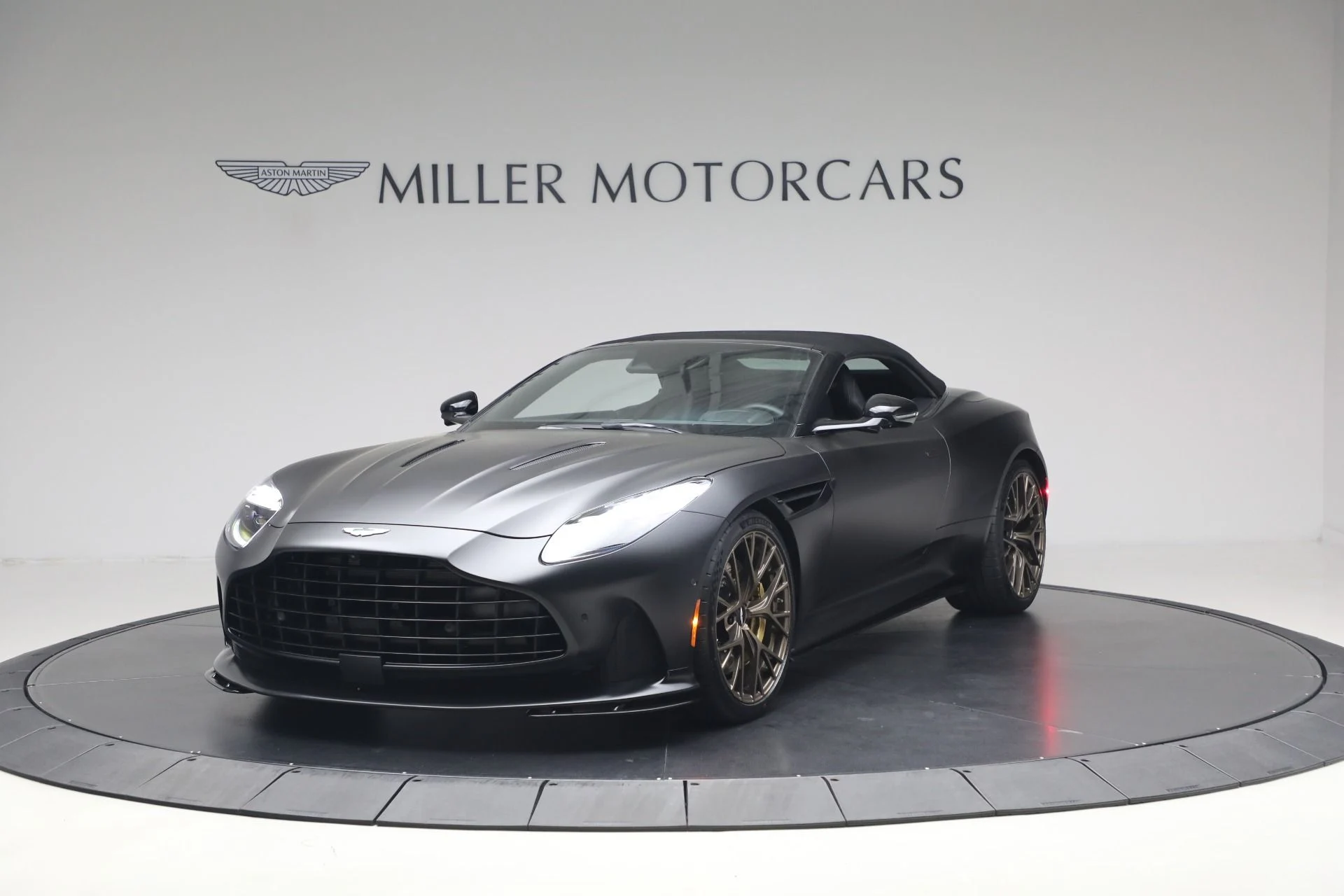 mph014_824998665_Used_2024_Aston_Martin_DB_12_Volante_1778012465_947efb4207