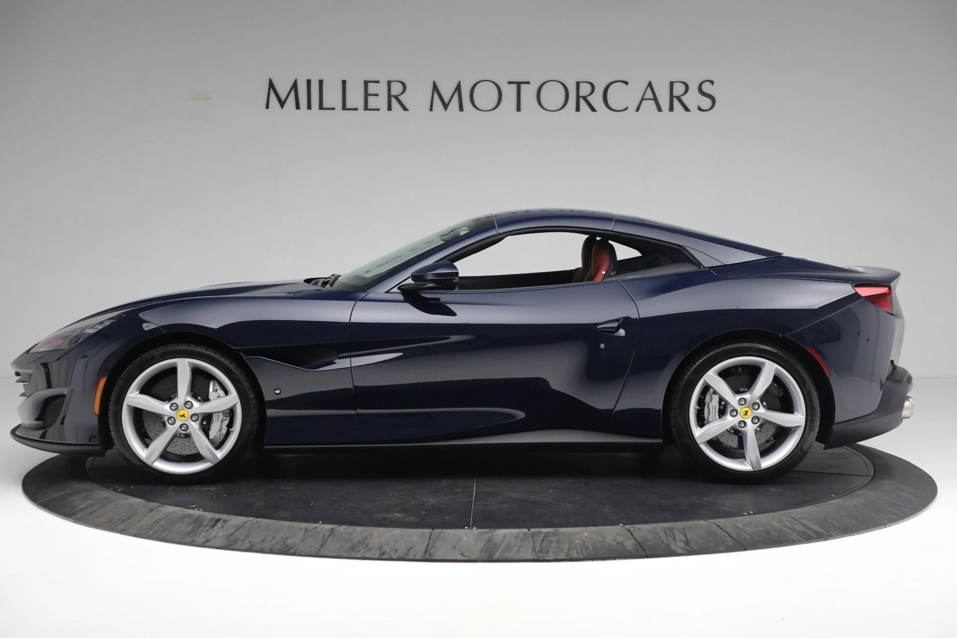 mph014_82729326_Used_2019_Ferrari_Portofino_560fd8f43a