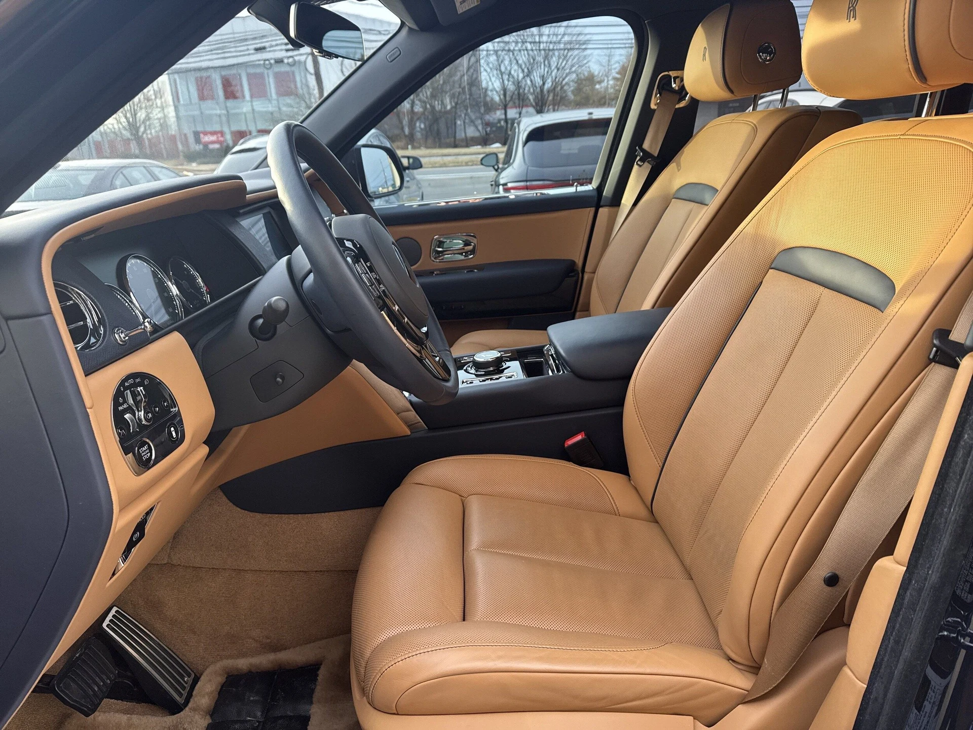 mph014_828475817_ec7344364897d6792a34860352035a9dx_f07a4c1d2b