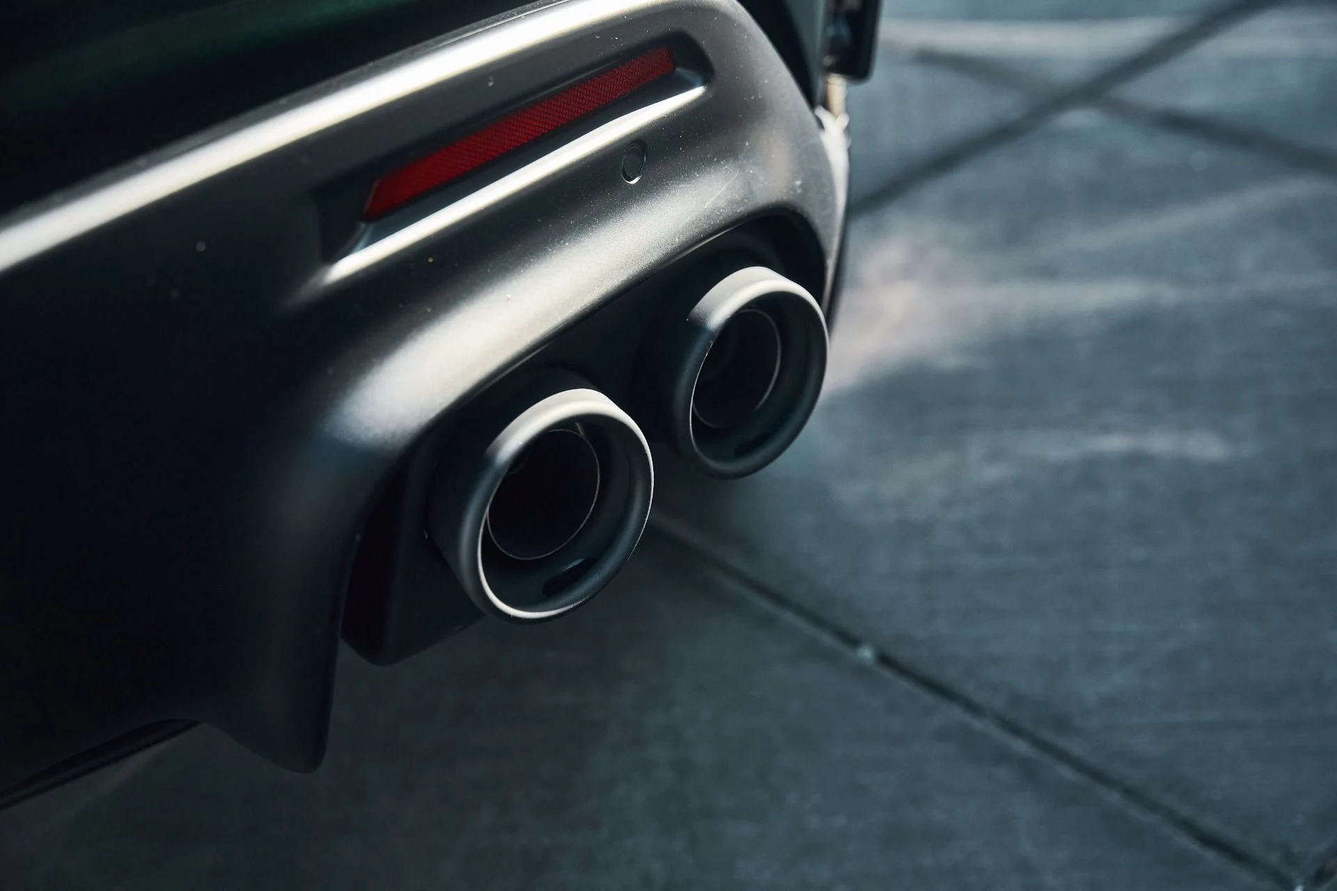 mph014_829016480_Used_2026_Ferrari_Purosangue_1771462112_e2ba8410d6