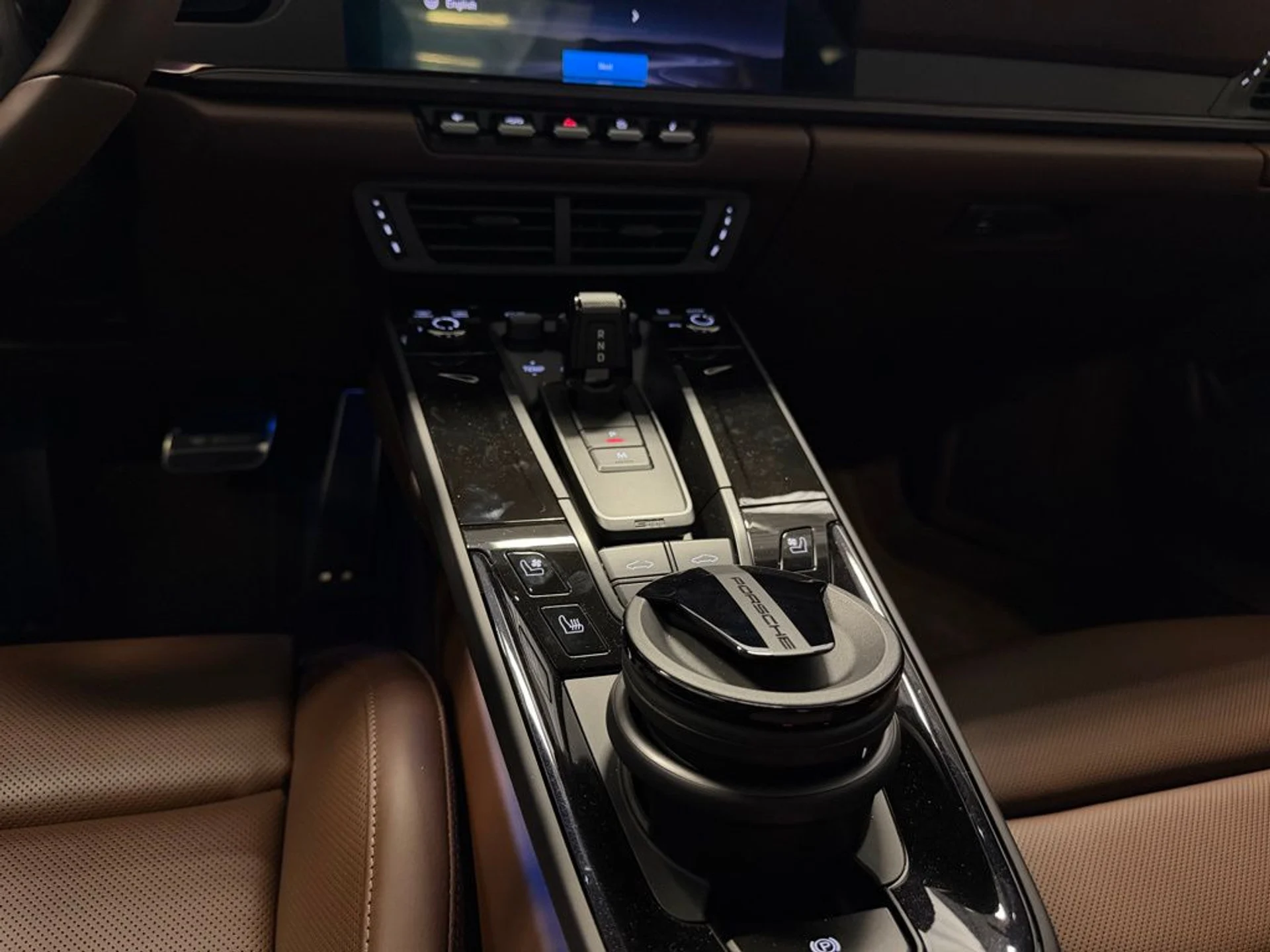 mph014_829942762_a673f59b006159f3cbe4f04126afd062x_ee4a7628ea