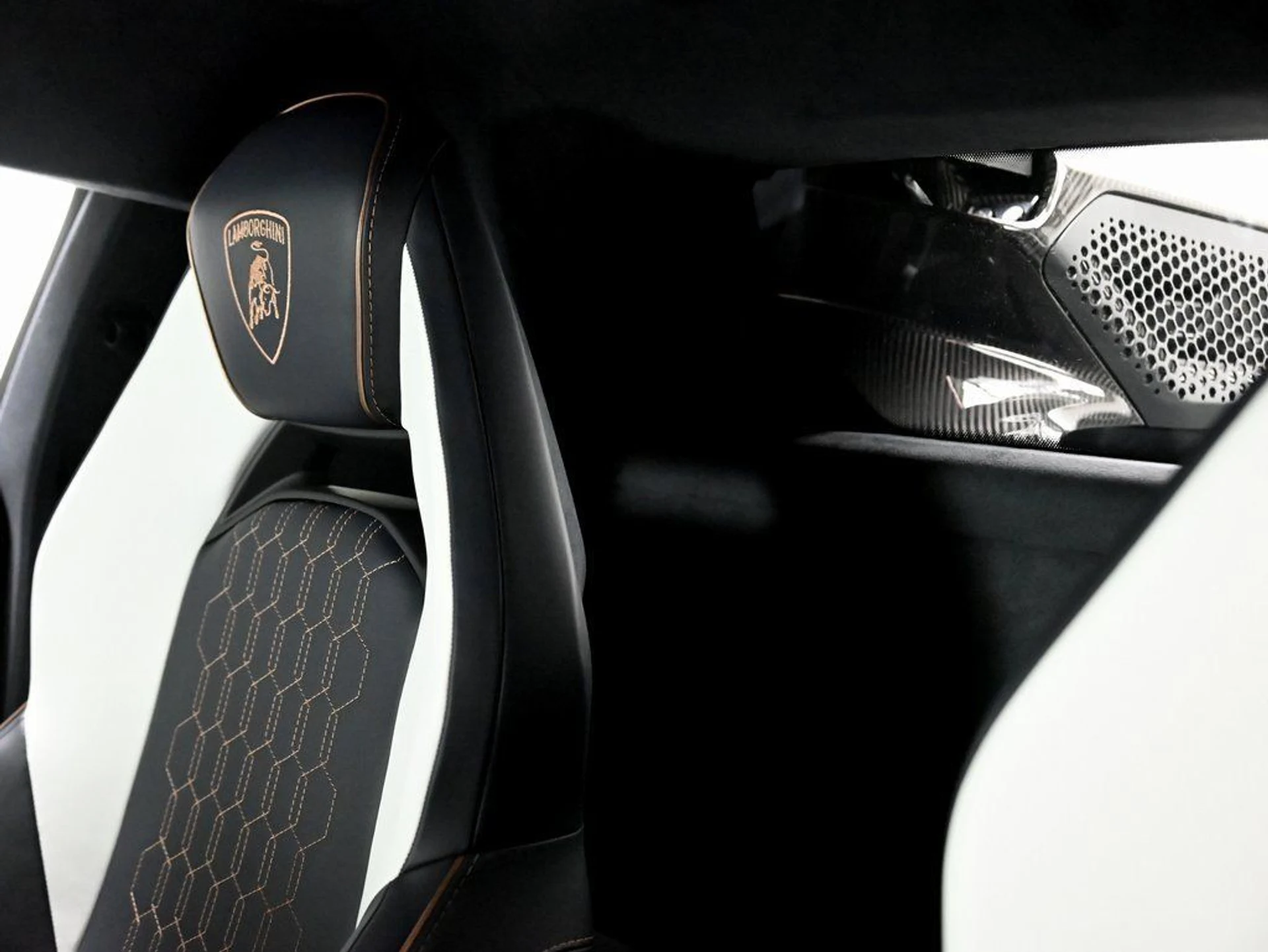 mph014_830289757_a26e53e88d4eb329a9fe596b2cb1bc38_e0cf64f593