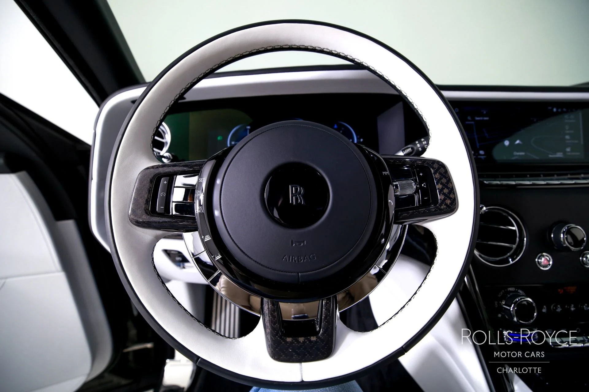 mph014_831670626_Used_2025_Rolls_Royce_Black_Badge_Cullinan_1769527230_066d2c6f94