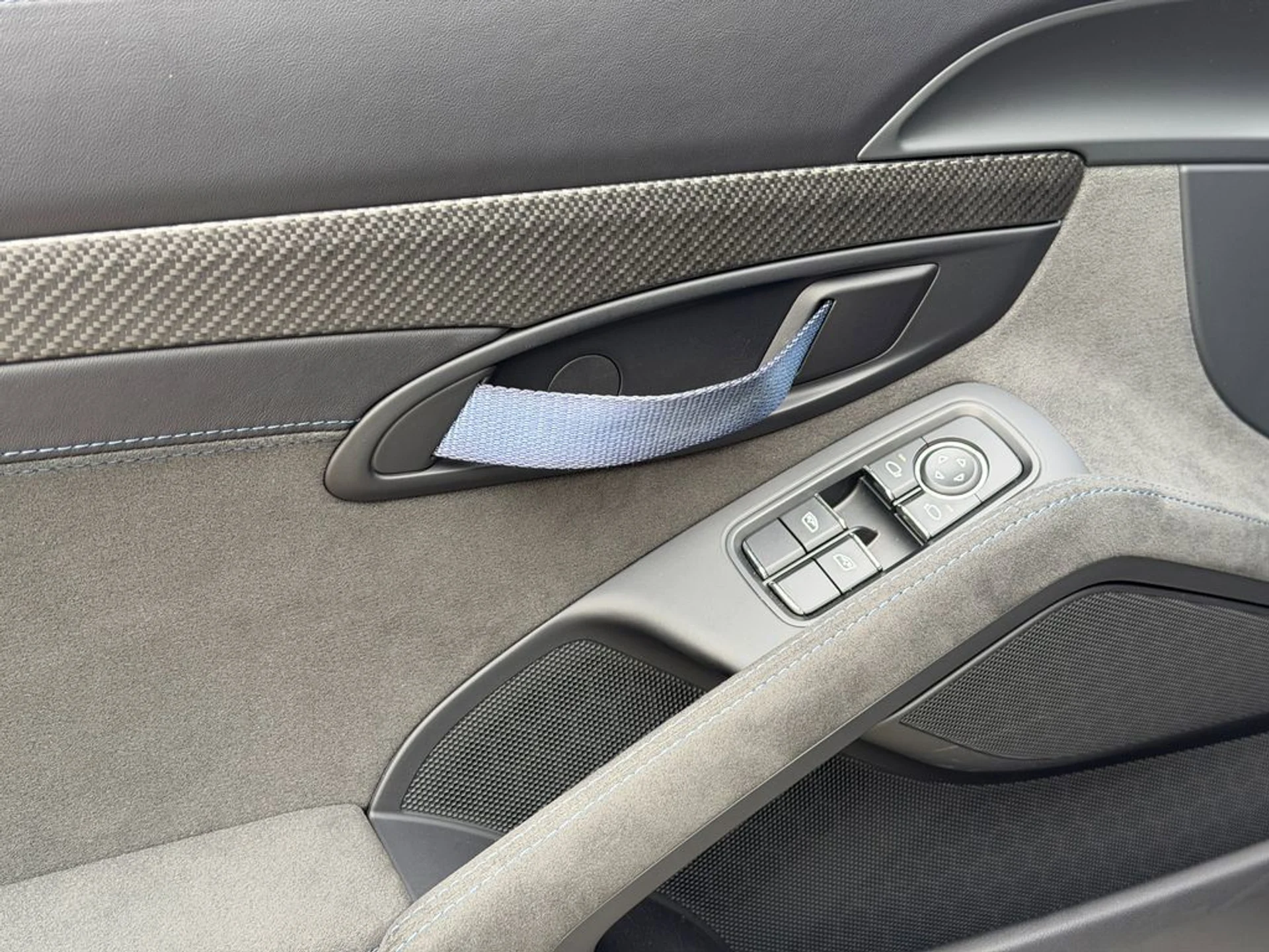 mph014_832896546_9d690542b7cf46feacb0eddfad0488ea_8fcae11952