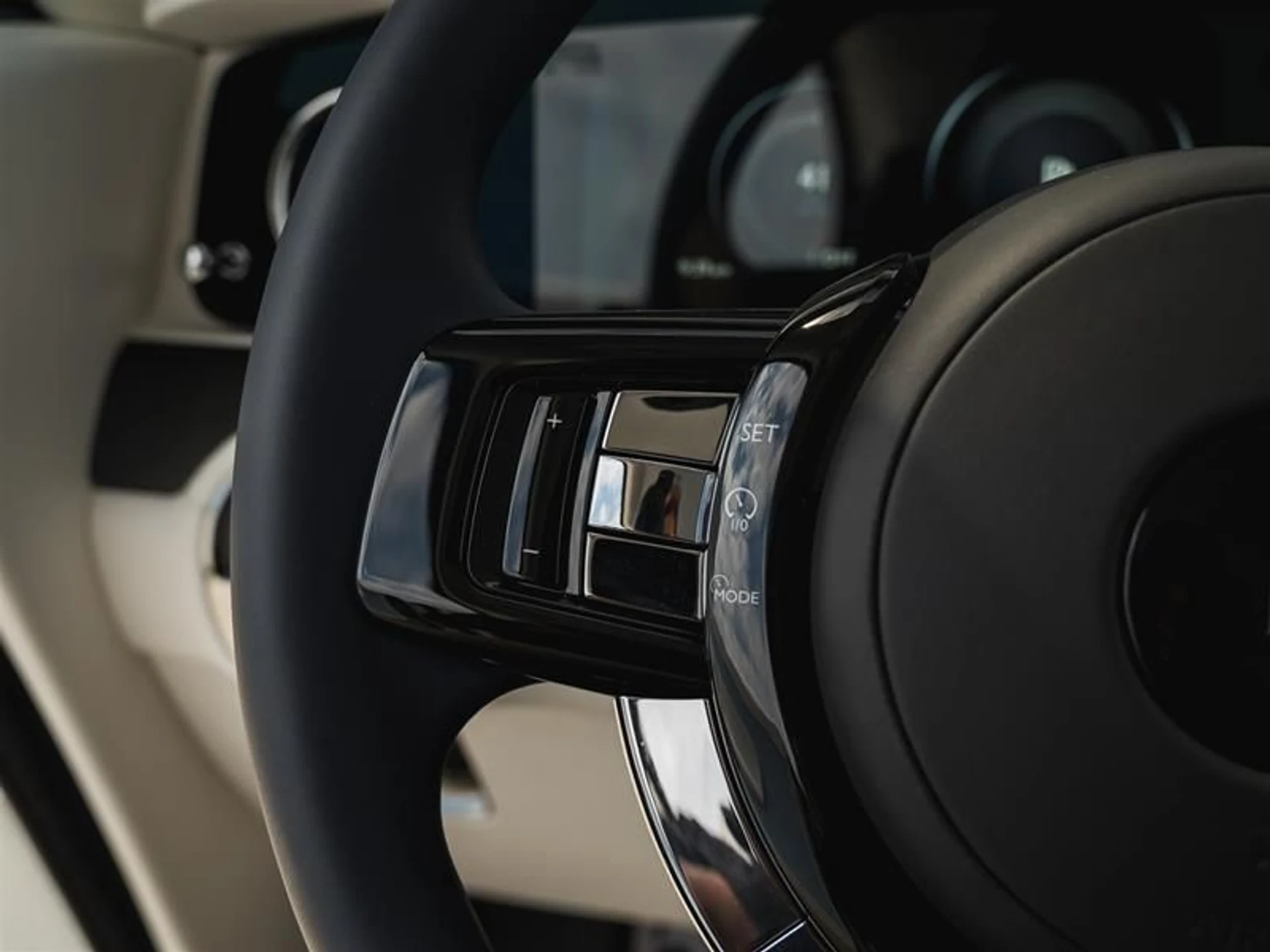 mph014_834171336_3w04z5as_f7d48cc5cd