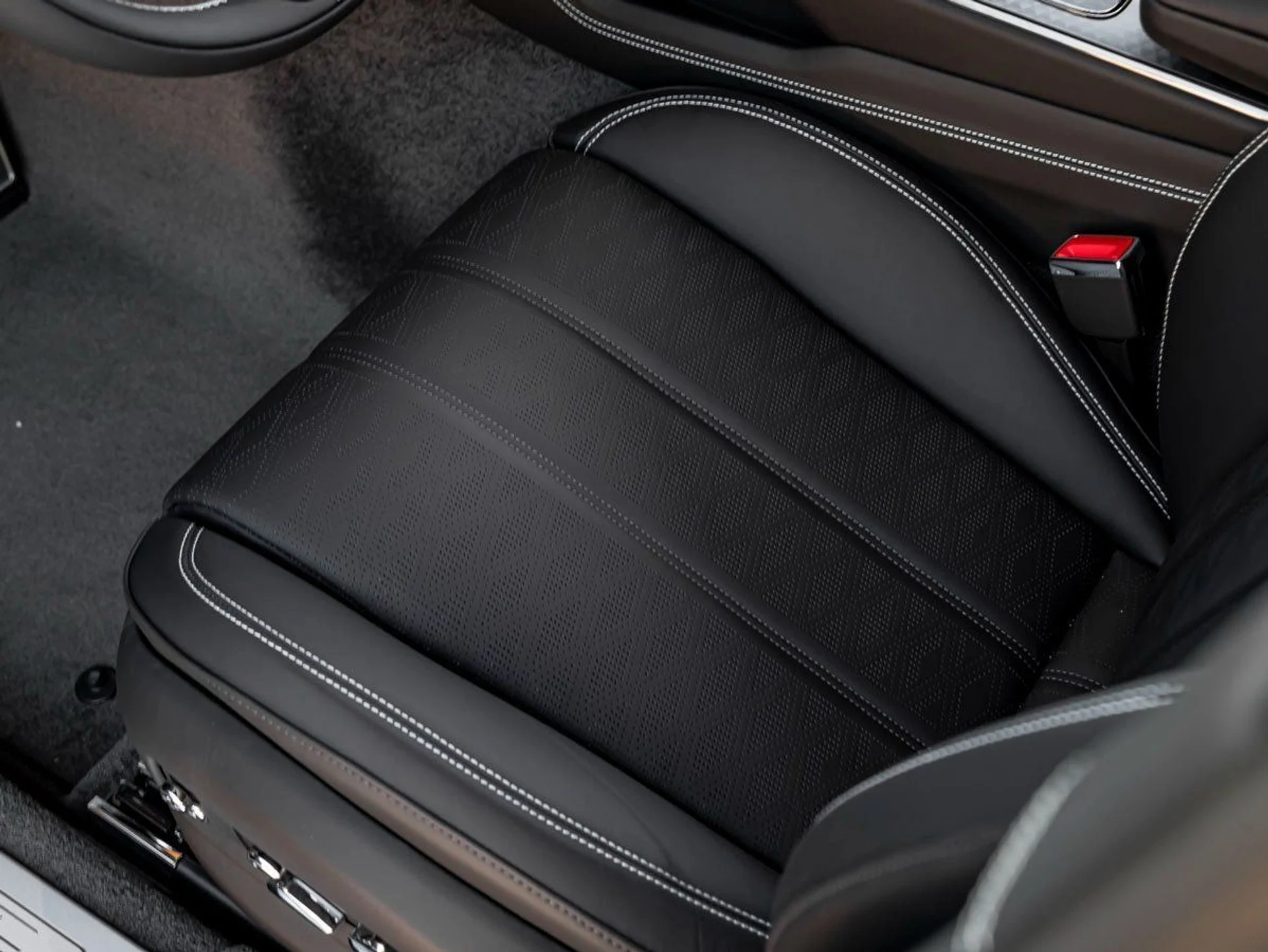 mph014_834600149_15_bbc2764095