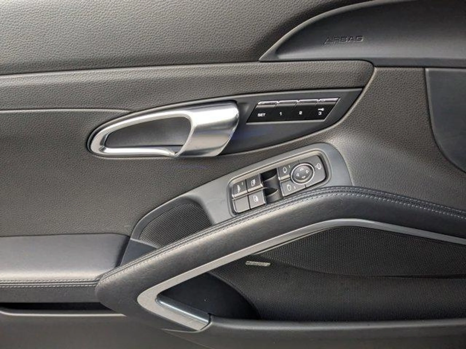 mph014_836389944_n_K_Jsip_XBU_7_Sx_GL_IN_Xs_I8q_Qzc_E_29329880ec